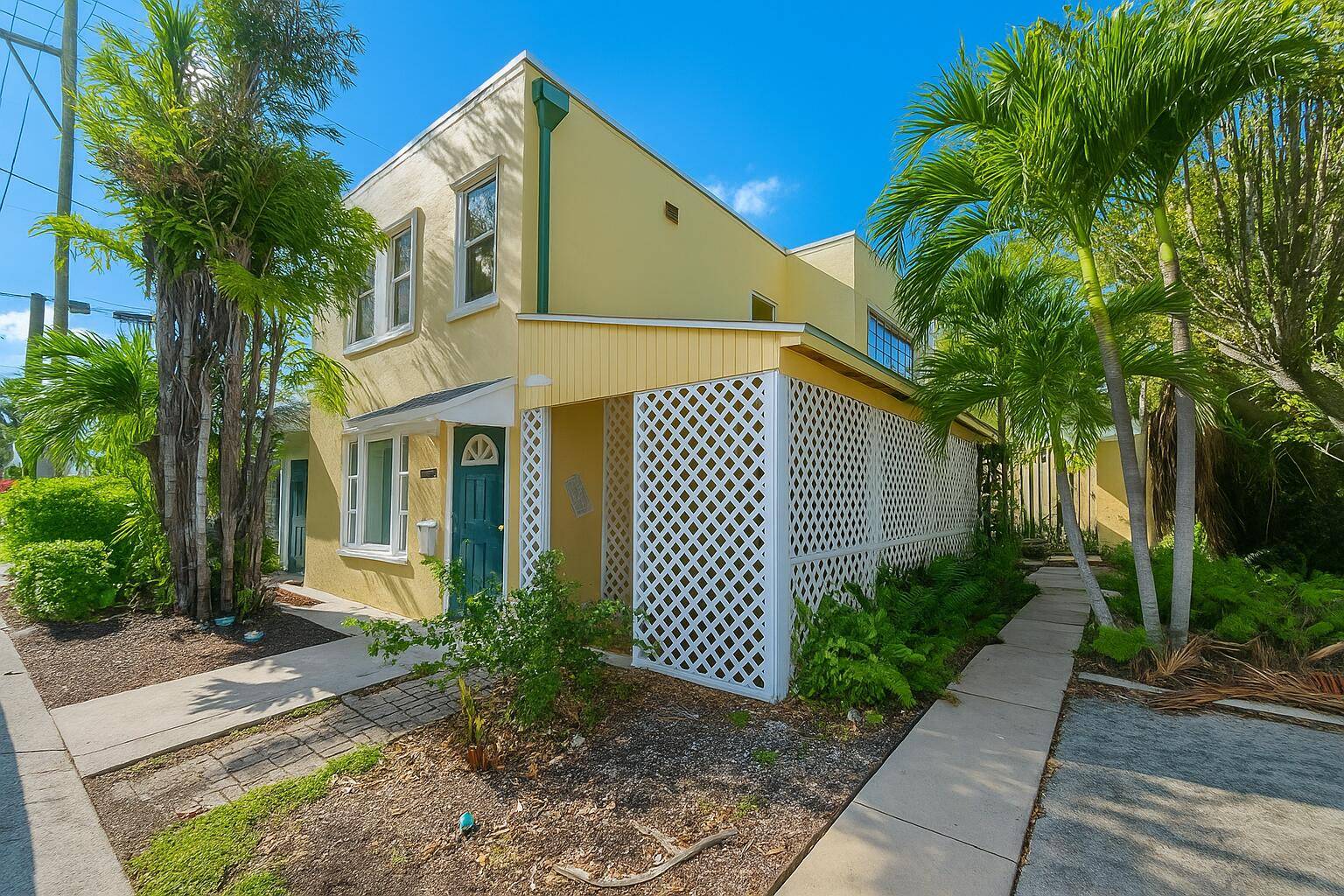 Lake Worth Beach, FL 33460,415 N 6th AVE 1/2