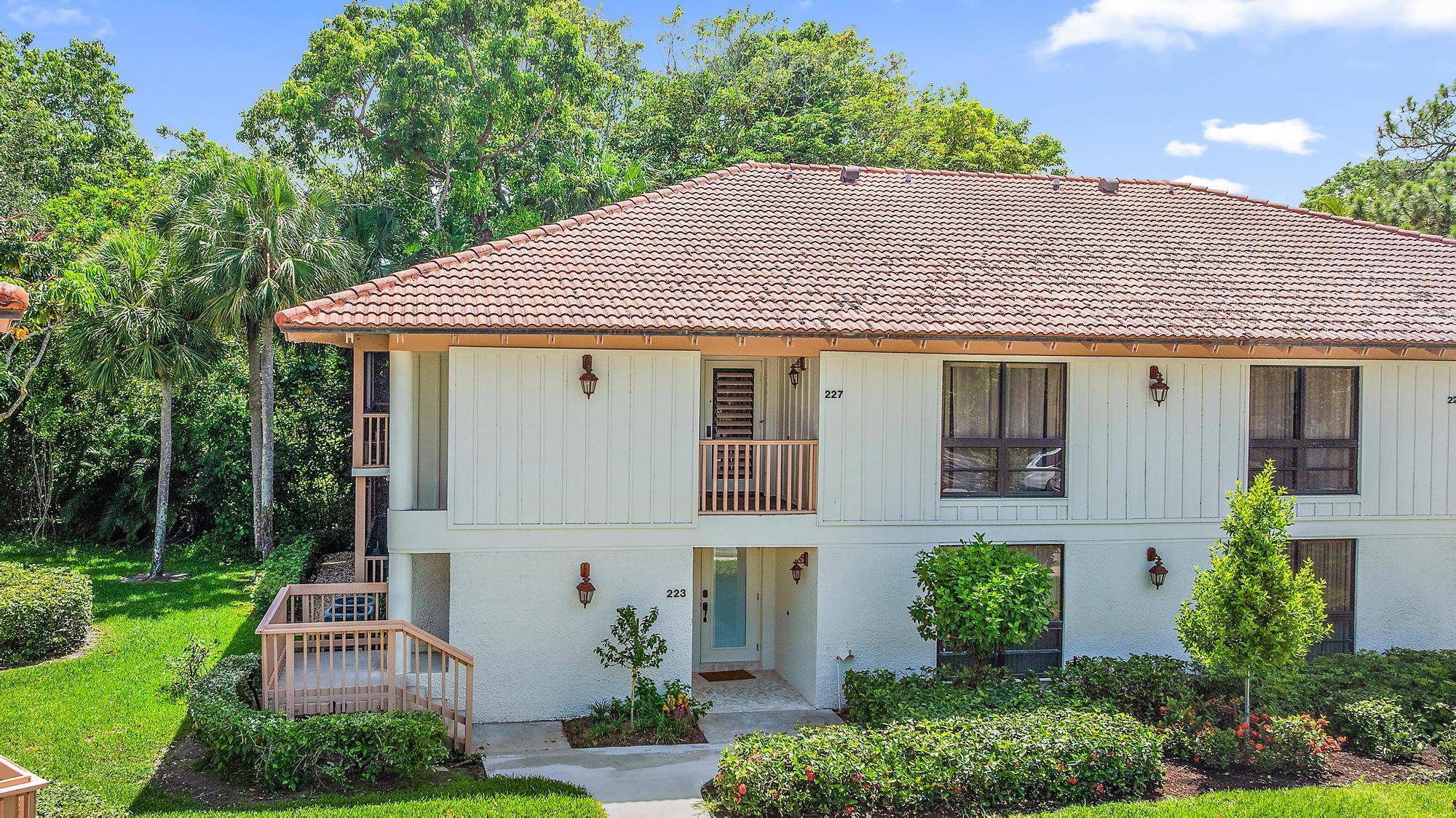 Palm Beach Gardens, FL 33418,227 Brackenwood TER