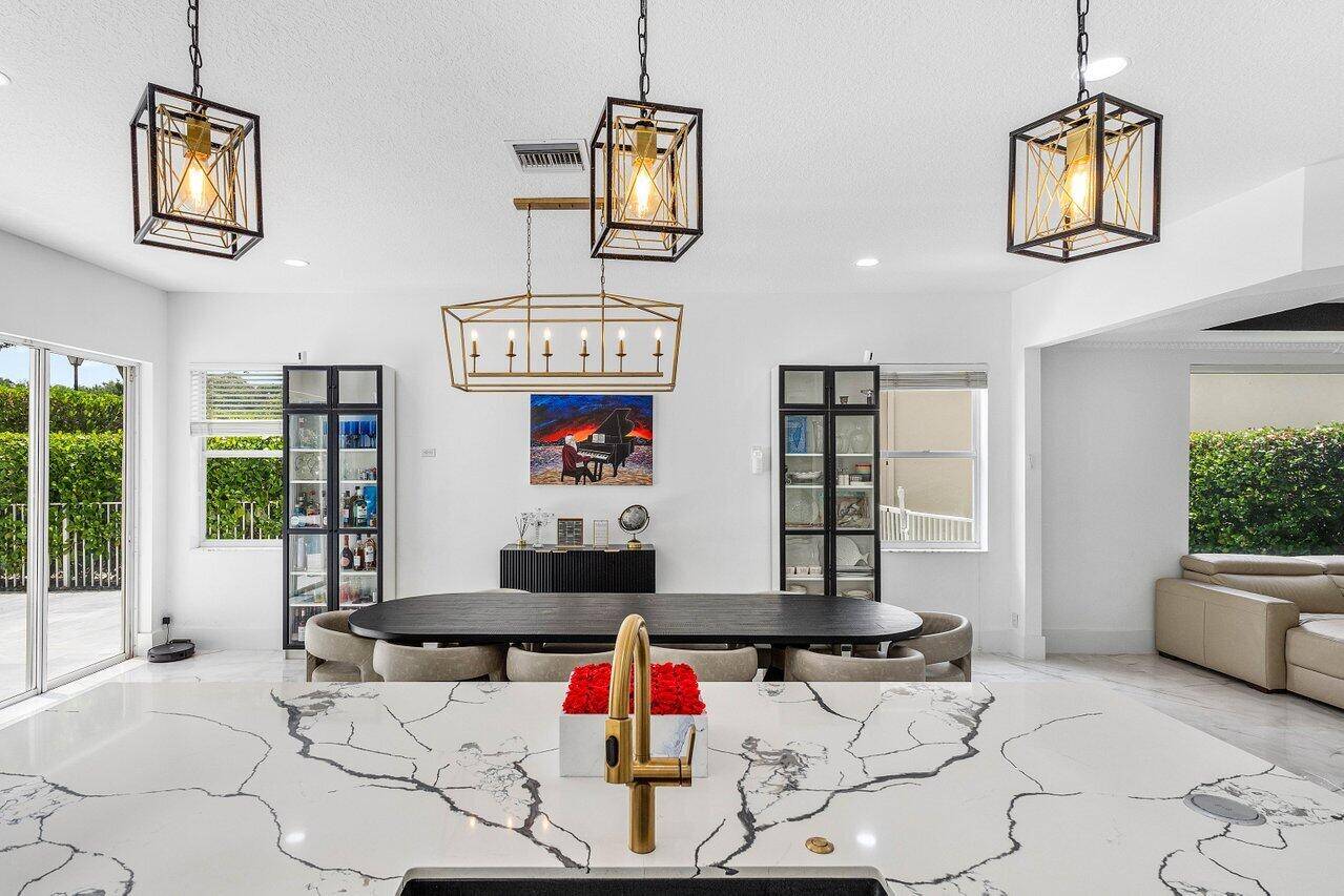 Boca Raton, FL 33428,9755 Parkview AVE