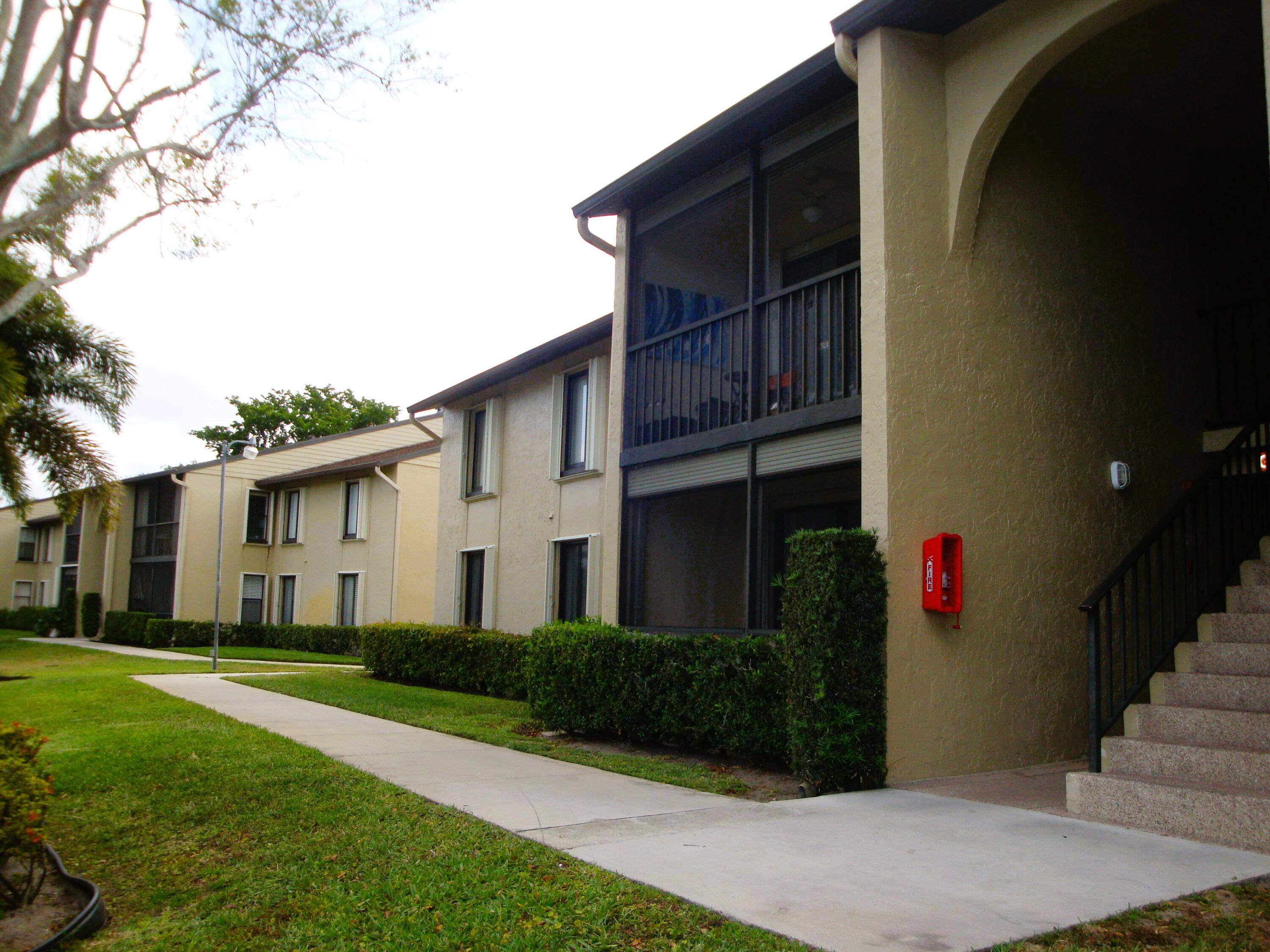 Greenacres, FL 33415,723 Sunny Pine WAY G1