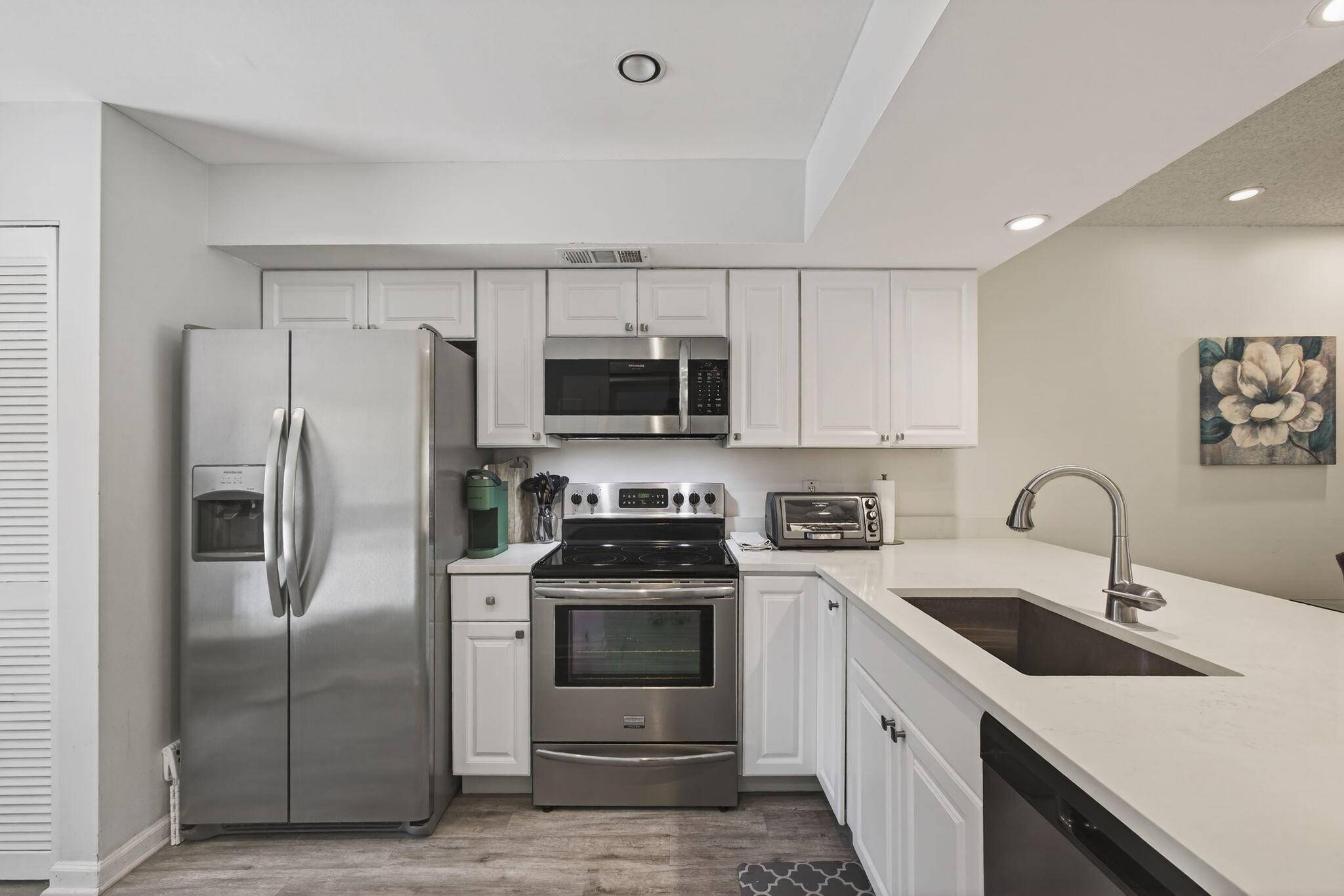 Palm Beach Gardens, FL 33418,409 S Brackenwood LN