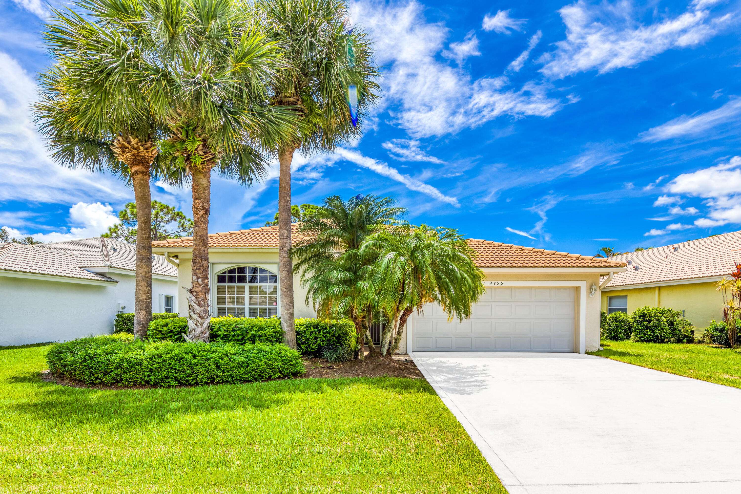 Stuart, FL 34997,4922 SE Devenwood WAY