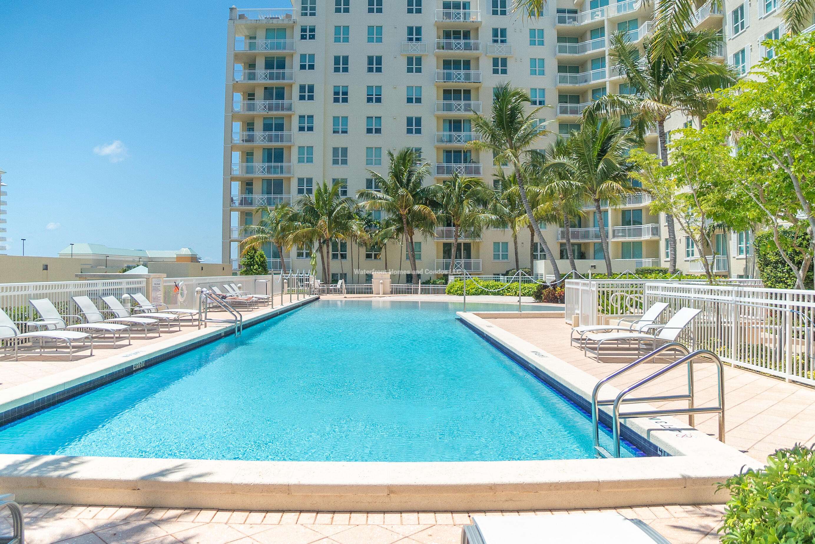 Boynton Beach, FL 33435,350 N Federal HWY Ph02