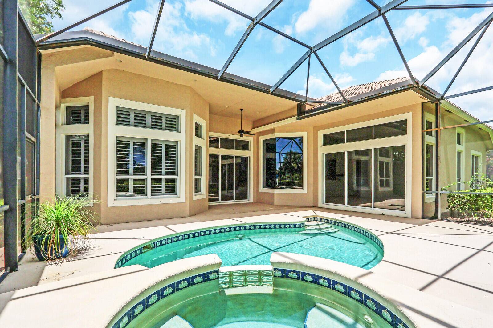 Port Saint Lucie, FL 34986,8732 Bally Bunion RD