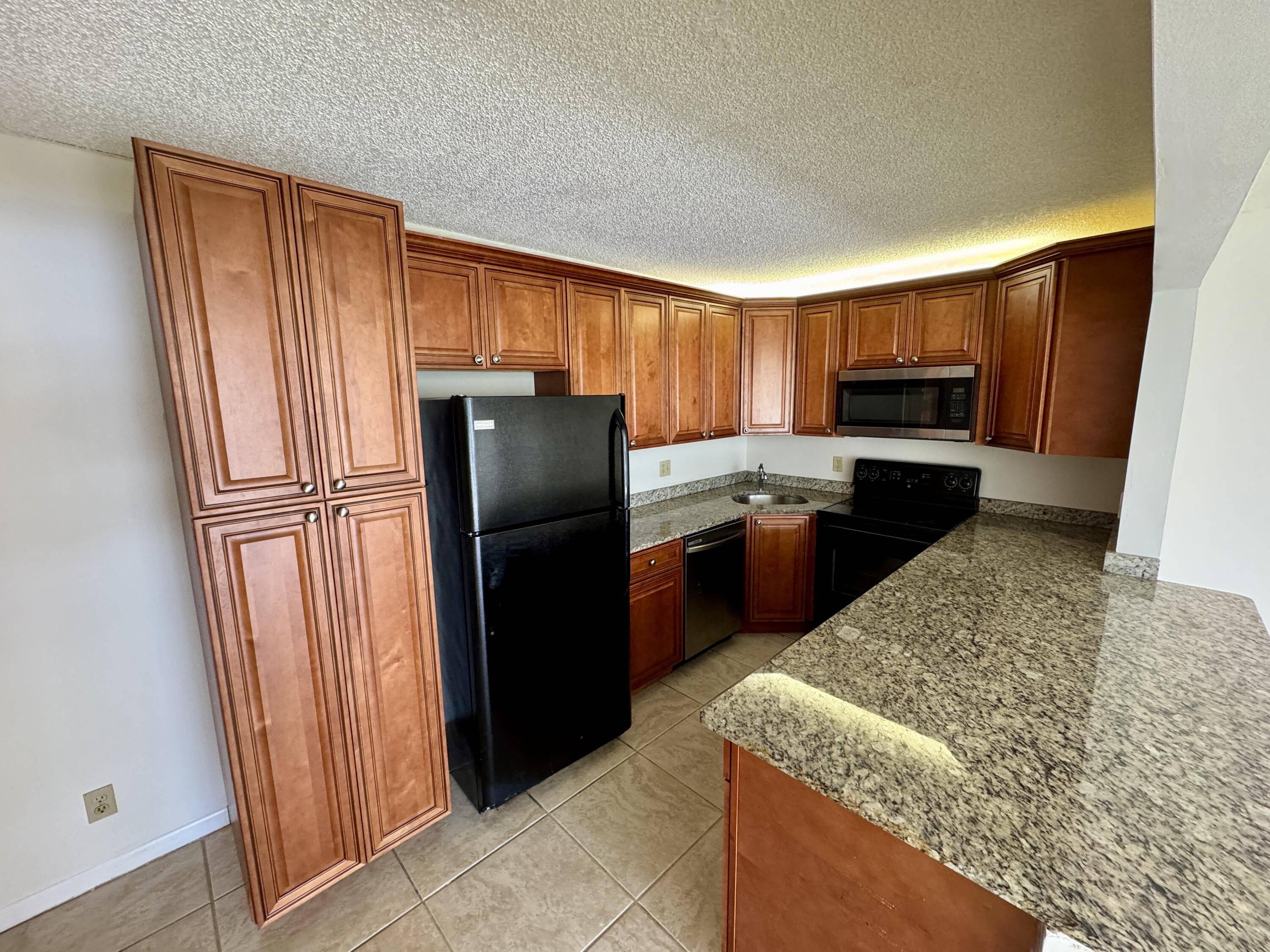 West Palm Beach, FL 33409,1119 Green Pine BLVD C1