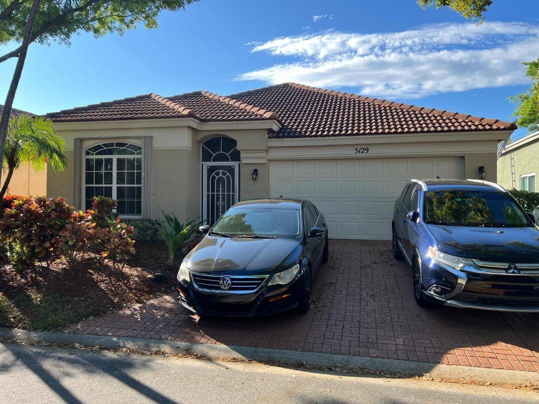 Riviera Beach, FL 33418,5129 Elpine WAY