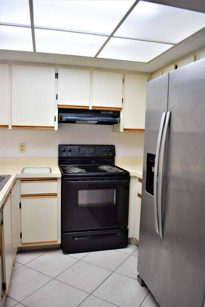 Port Saint Lucie, FL 34952,1534 SE Royal Green CIR 201