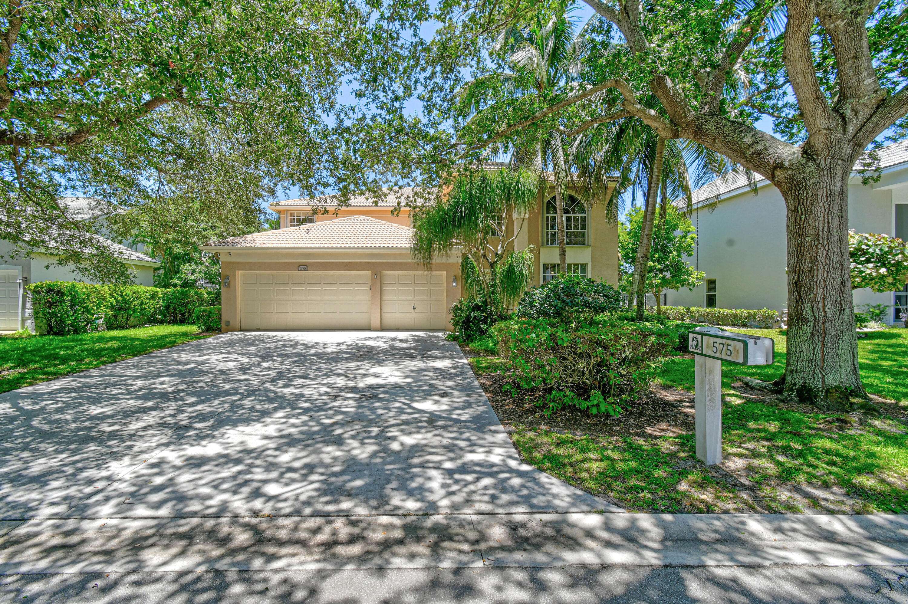 Jupiter, FL 33458,575 Scrubjay LN