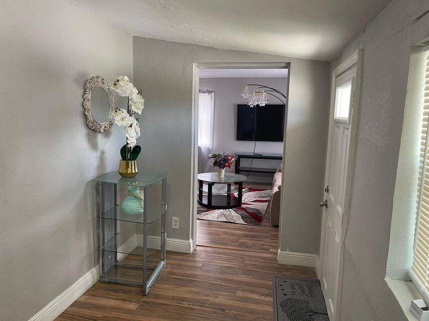 Riviera Beach, FL 33404,1105 W 34th ST