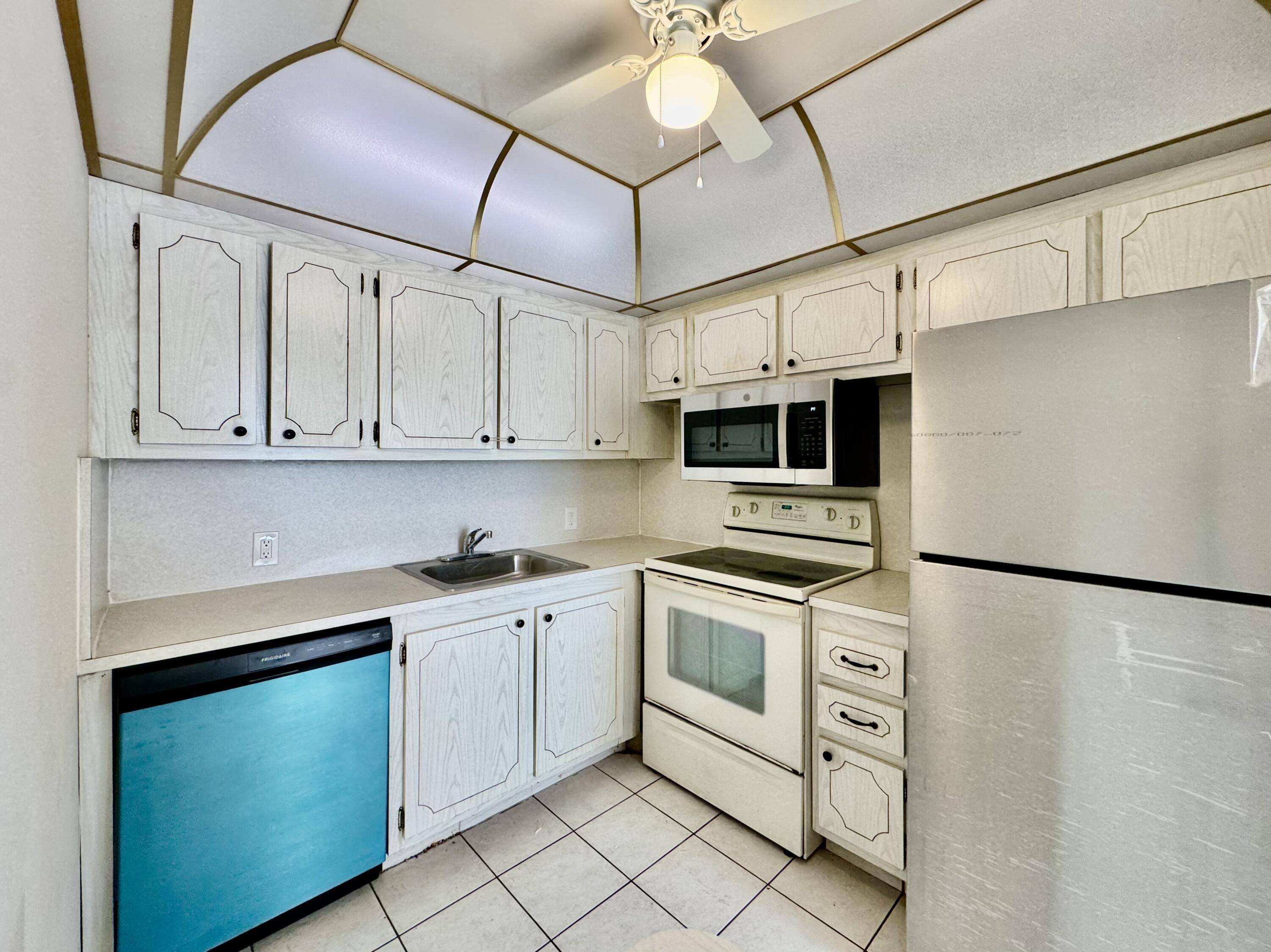 Boca Raton, FL 33434,82 Dorset B