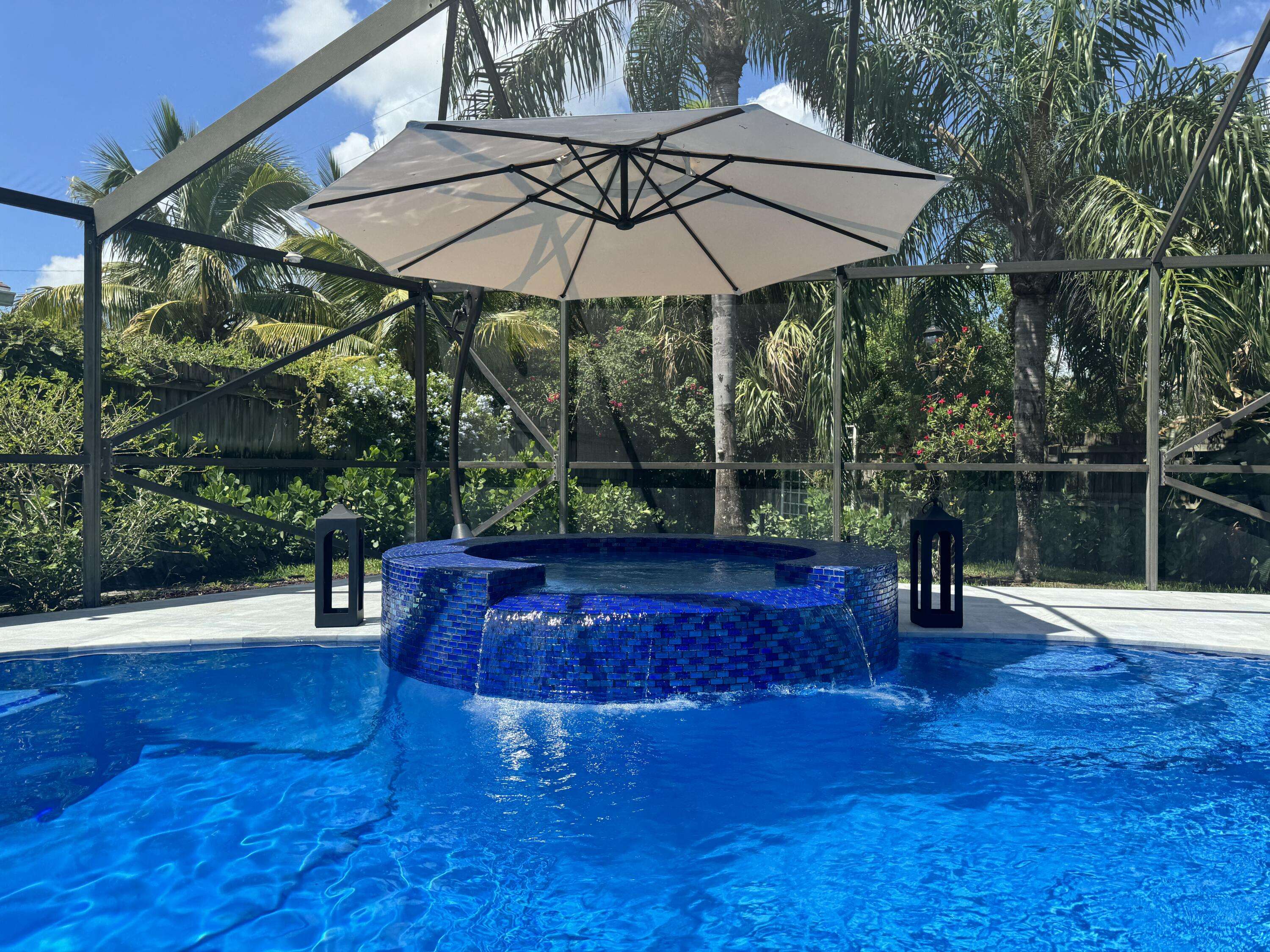 Lantana, FL 33462,1335 Caribbean WAY