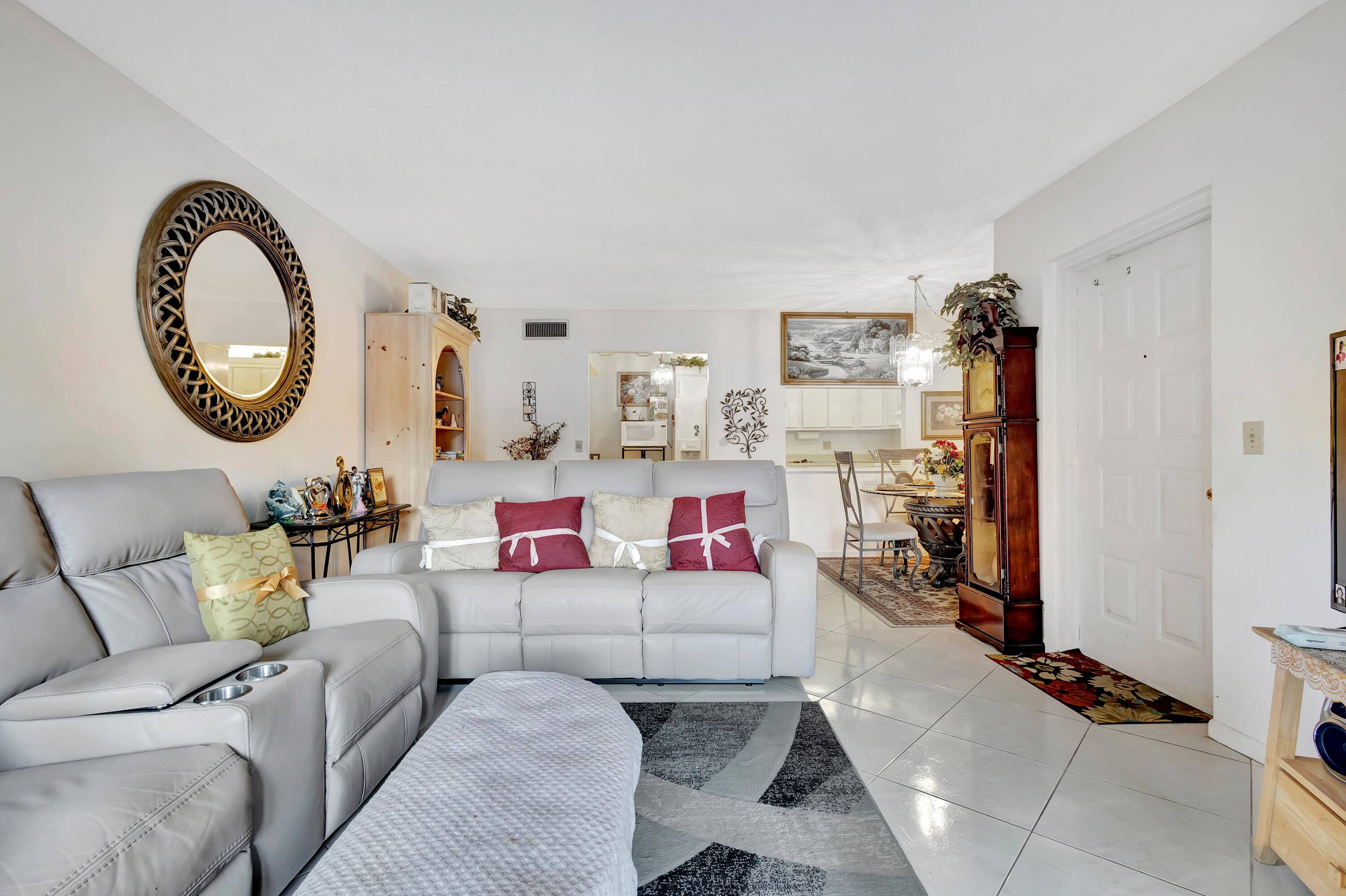 West Palm Beach, FL 33409,1102 Green Pine BLVD A1