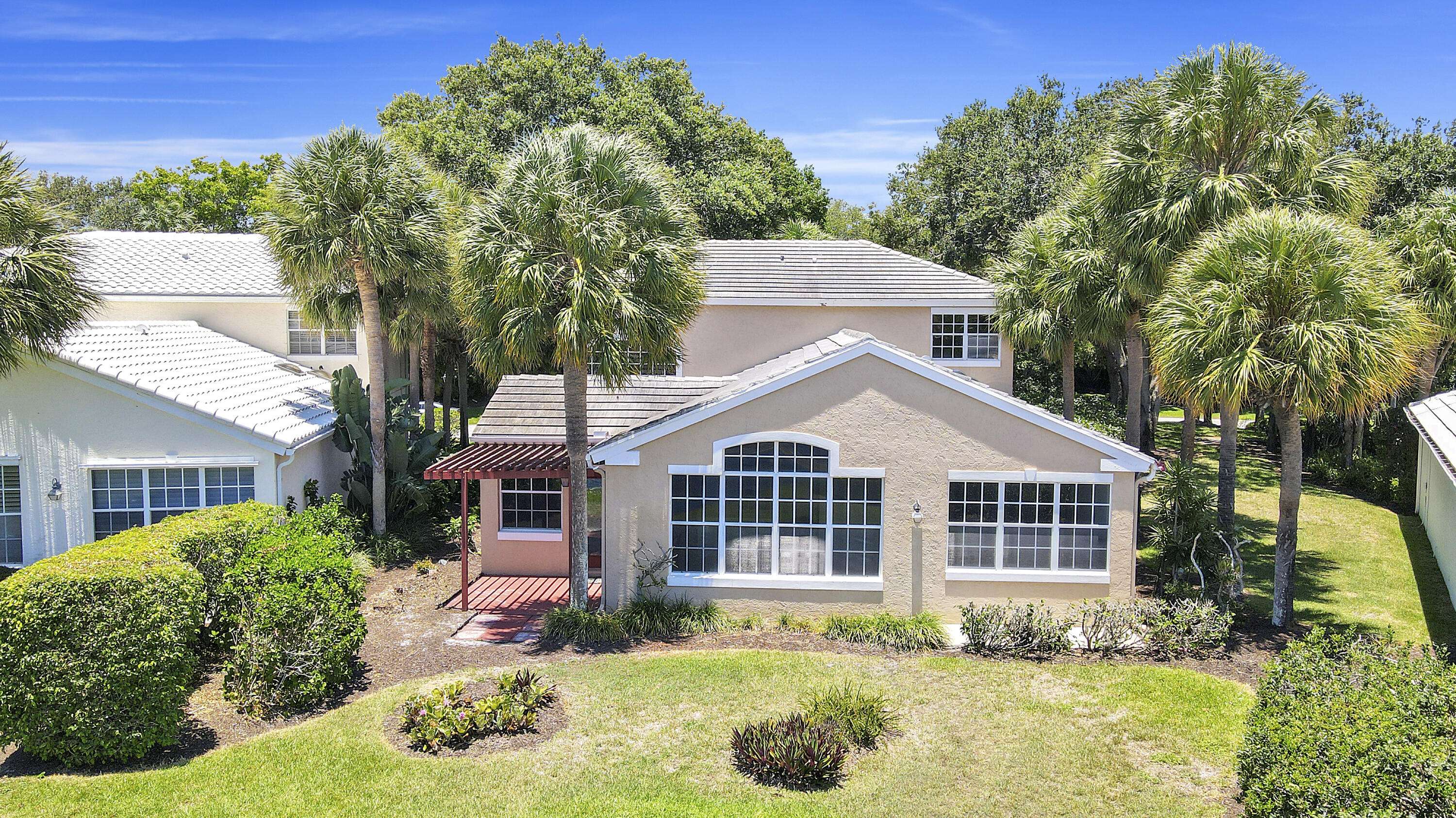 Jupiter, FL 33477,17288 Shoals DR