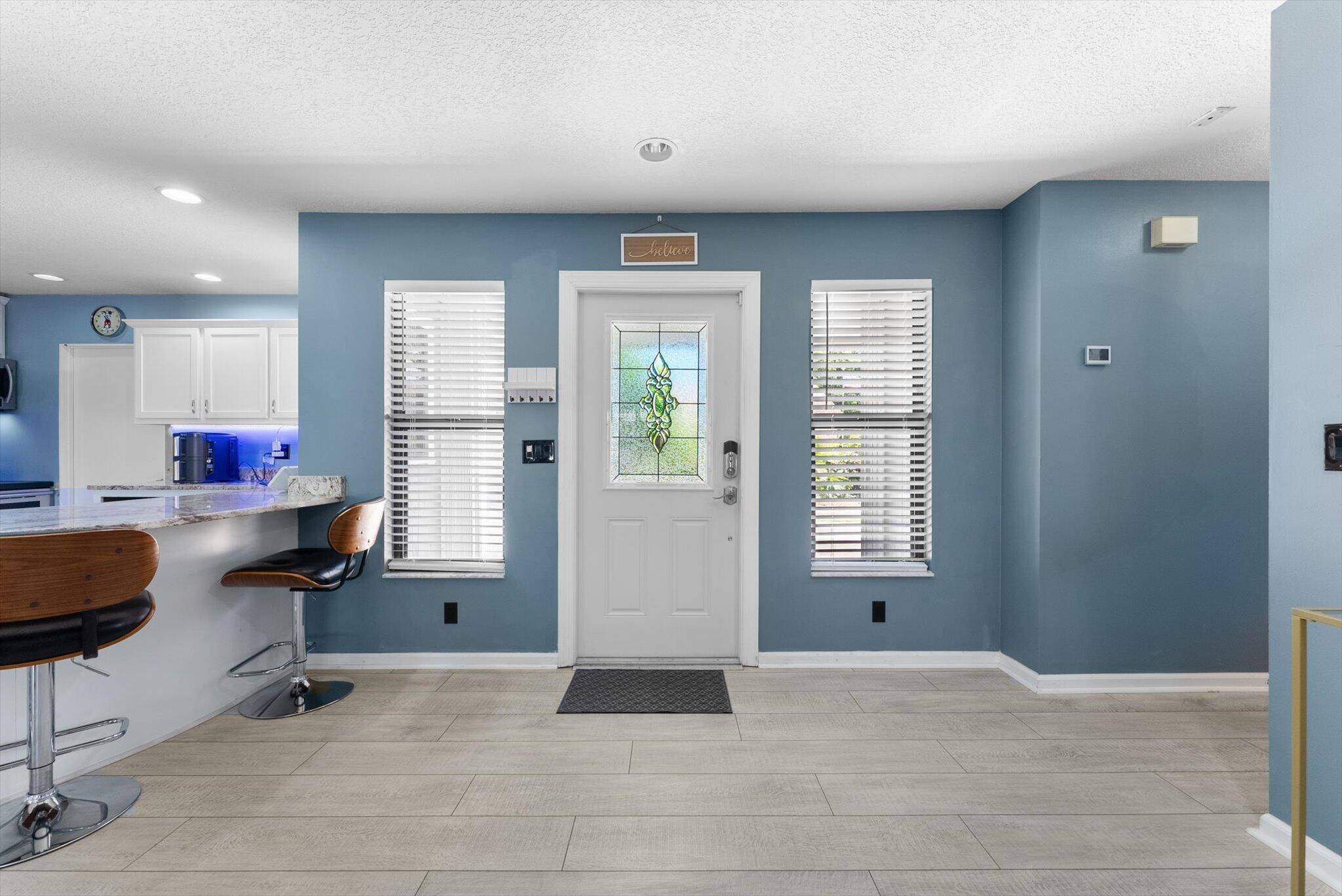 West Palm Beach, FL 33415,662 Dixie LN