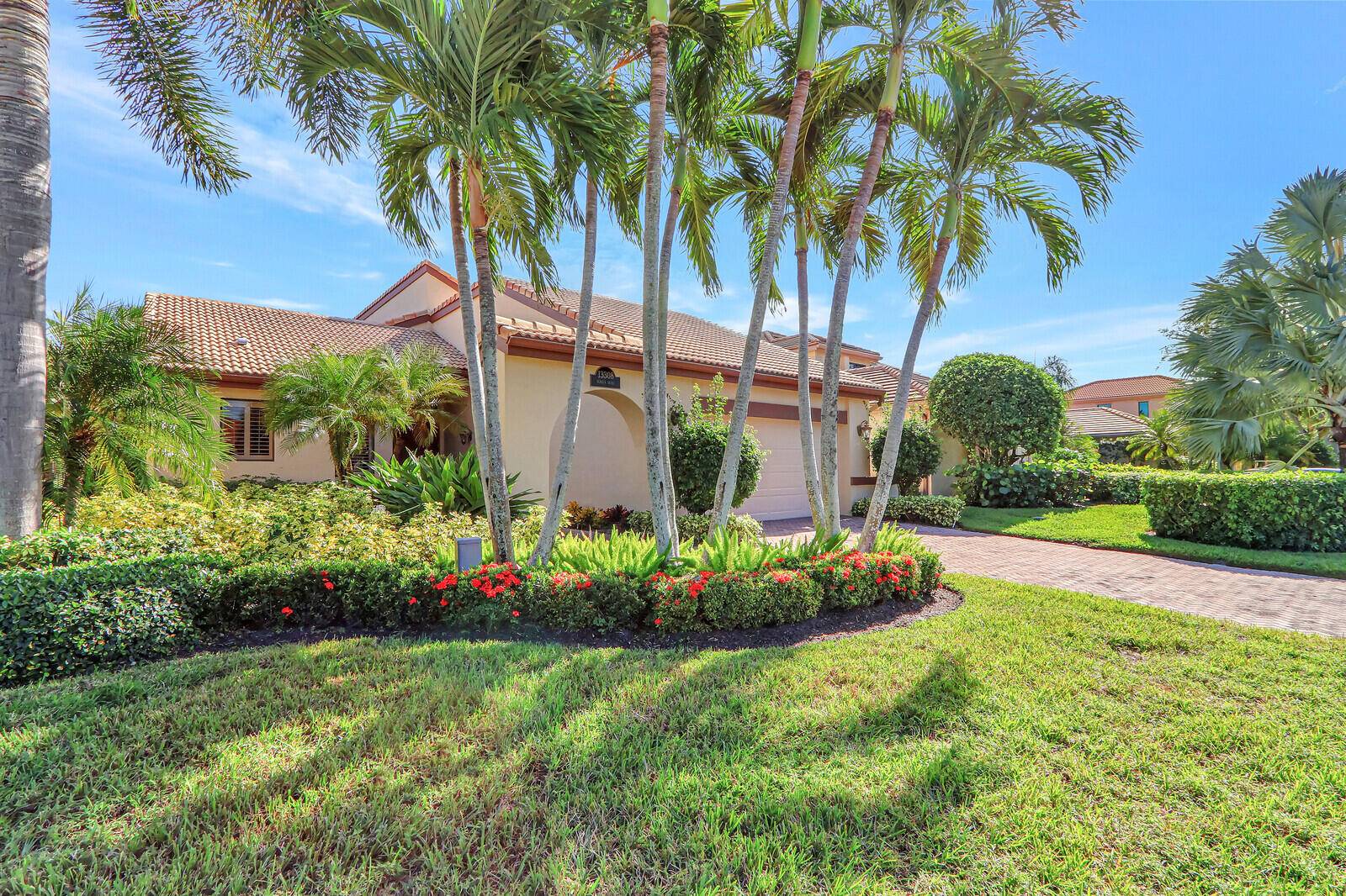 Palm Beach Gardens, FL 33410,13308 Verdun DR