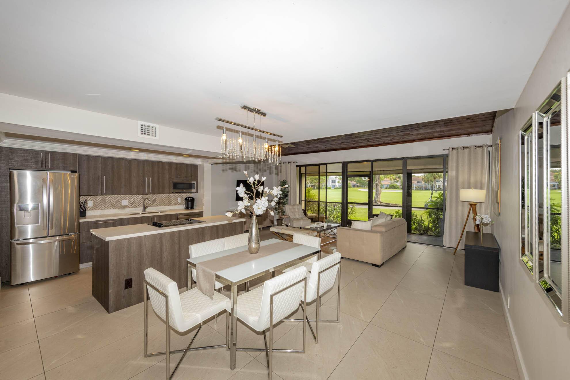 Palm Beach Gardens, FL 33418,293 N Old Meadow WAY