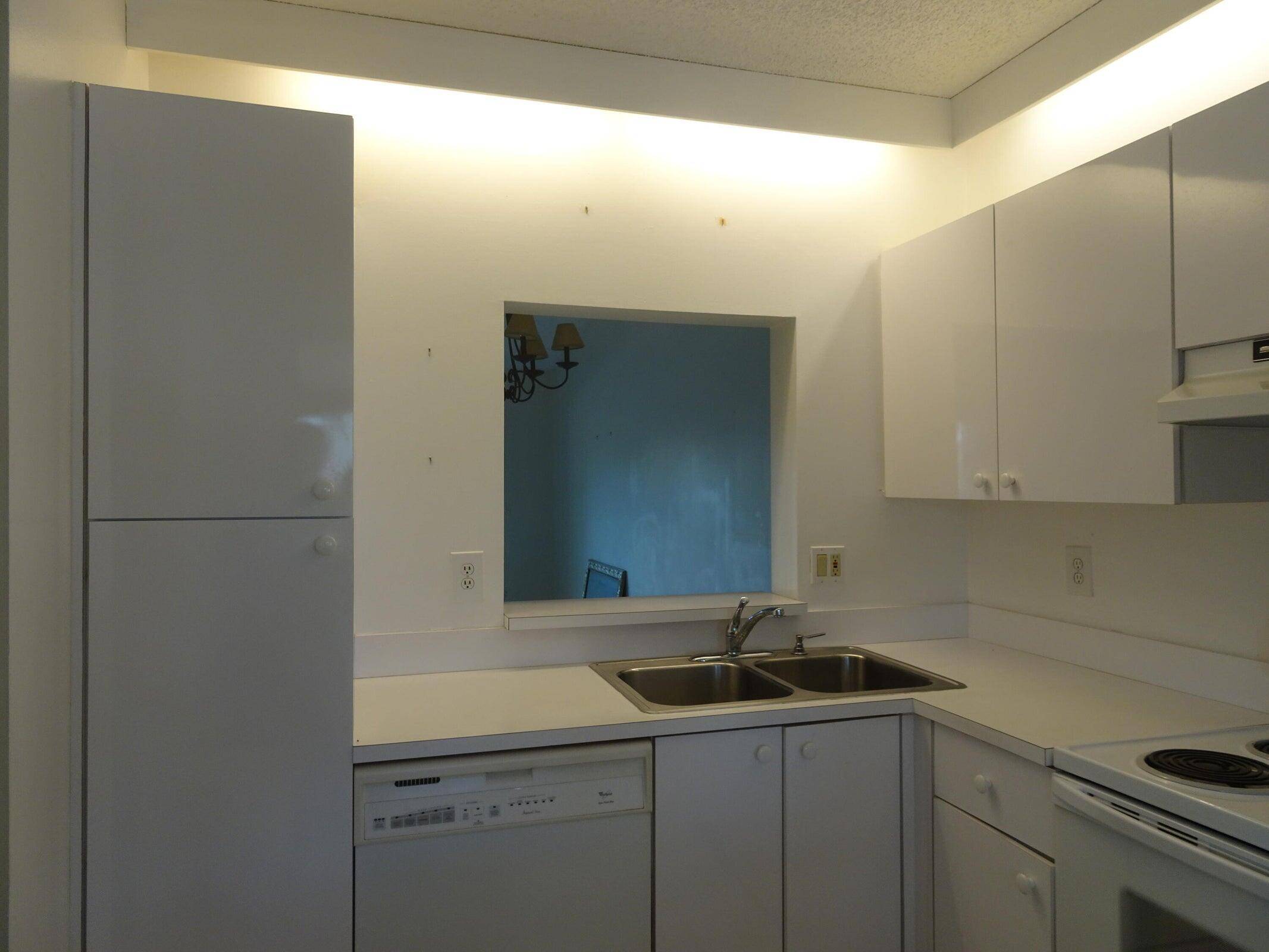 Boca Raton, FL 33433,6585 Somerset DR 205