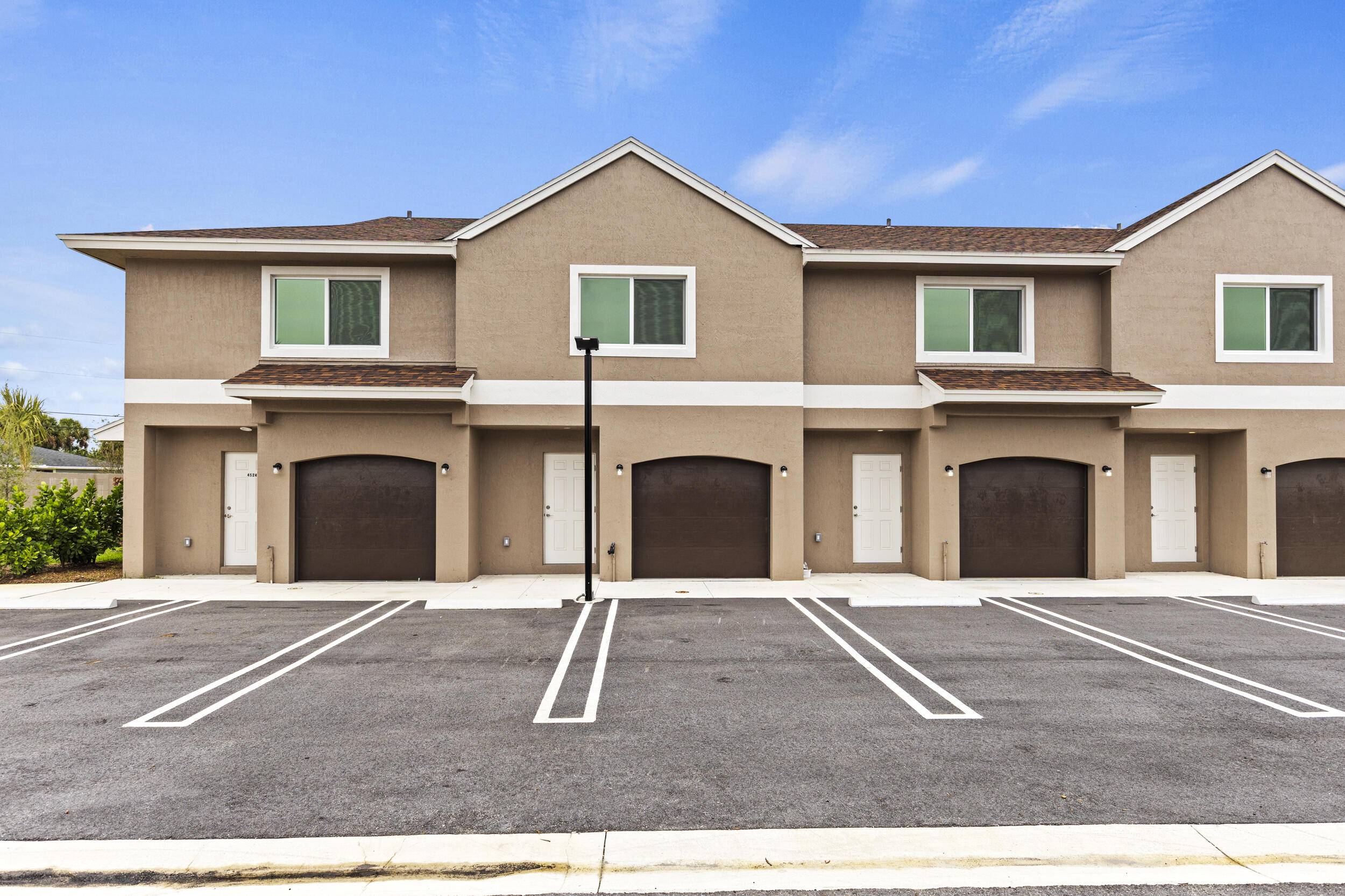 Port Saint Lucie, FL 34953,4498 SW Port Saint Lucie BLVD 4524