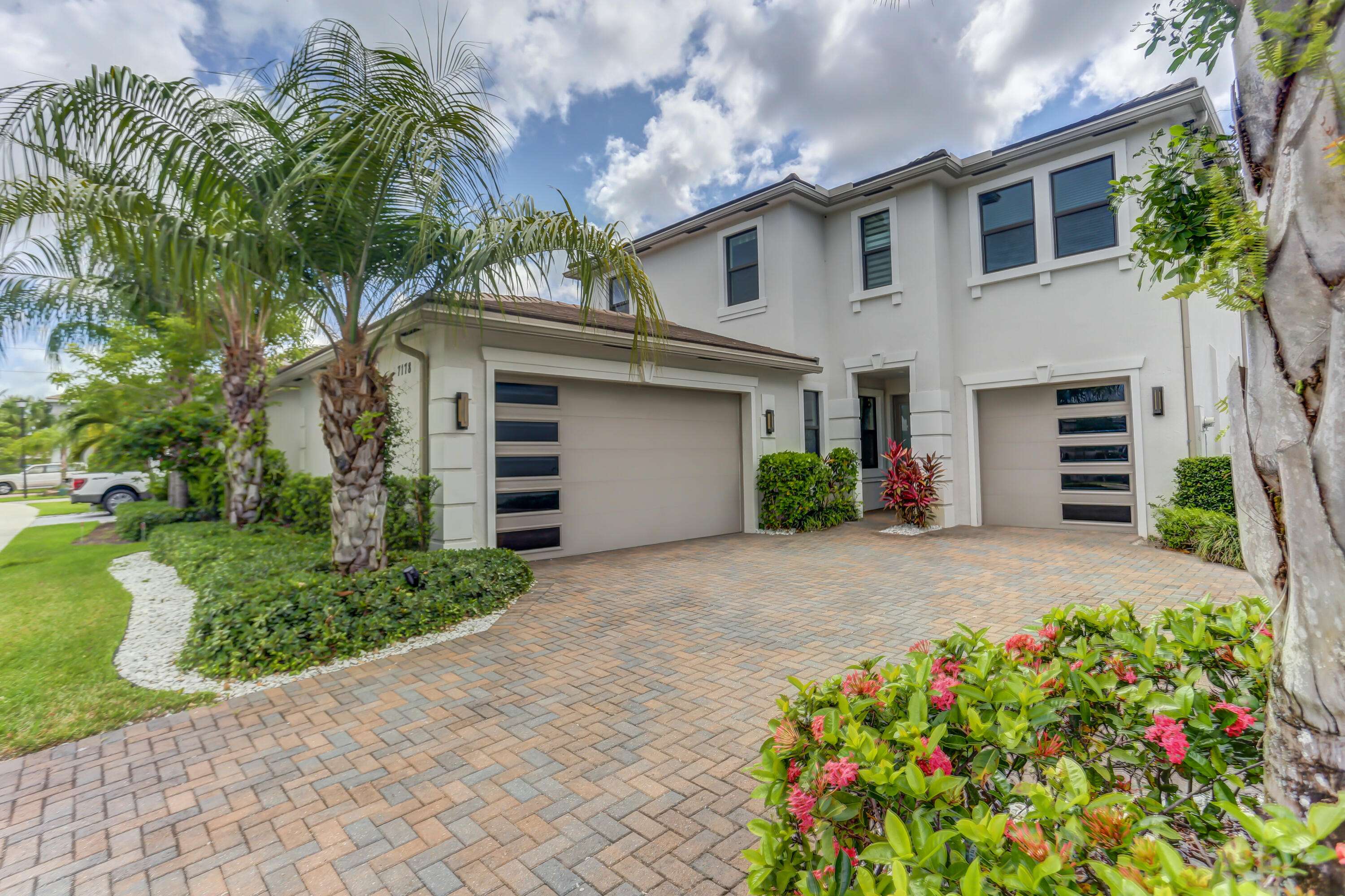 Lake Worth, FL 33463,7178 Montereal PATH
