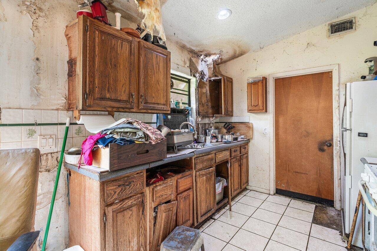 West Palm Beach, FL 33411,11224 N 60th ST