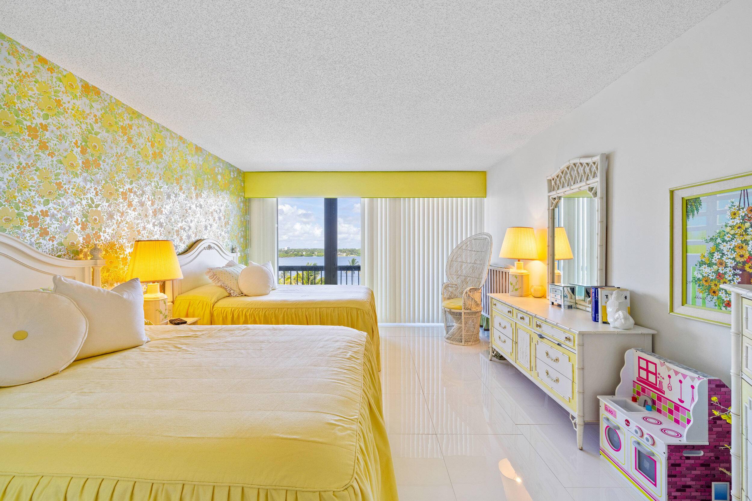 Palm Beach, FL 33480,2660 S Ocean BLVD 603n