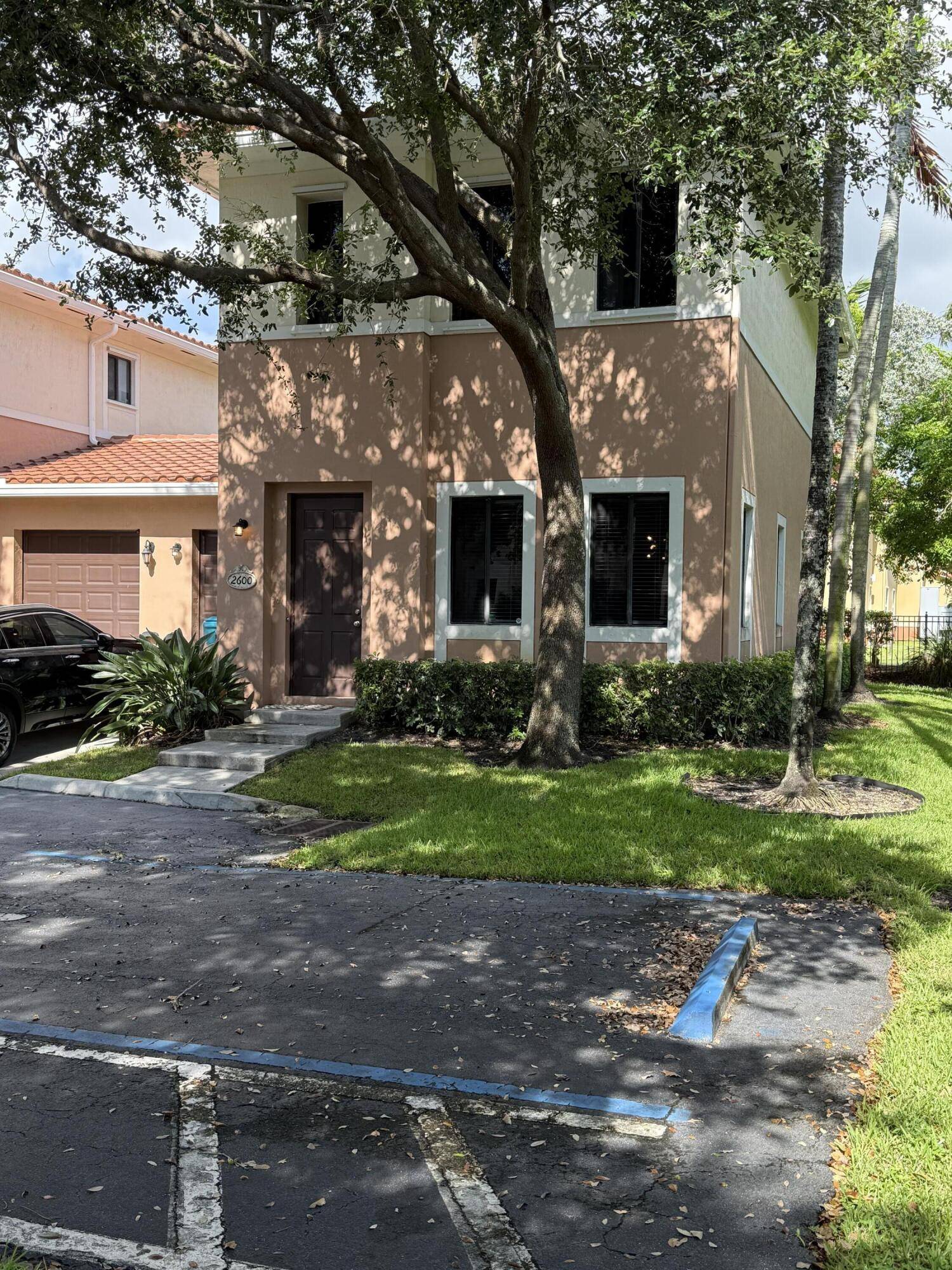 Boynton Beach, FL 33426,2600 Venetian DR