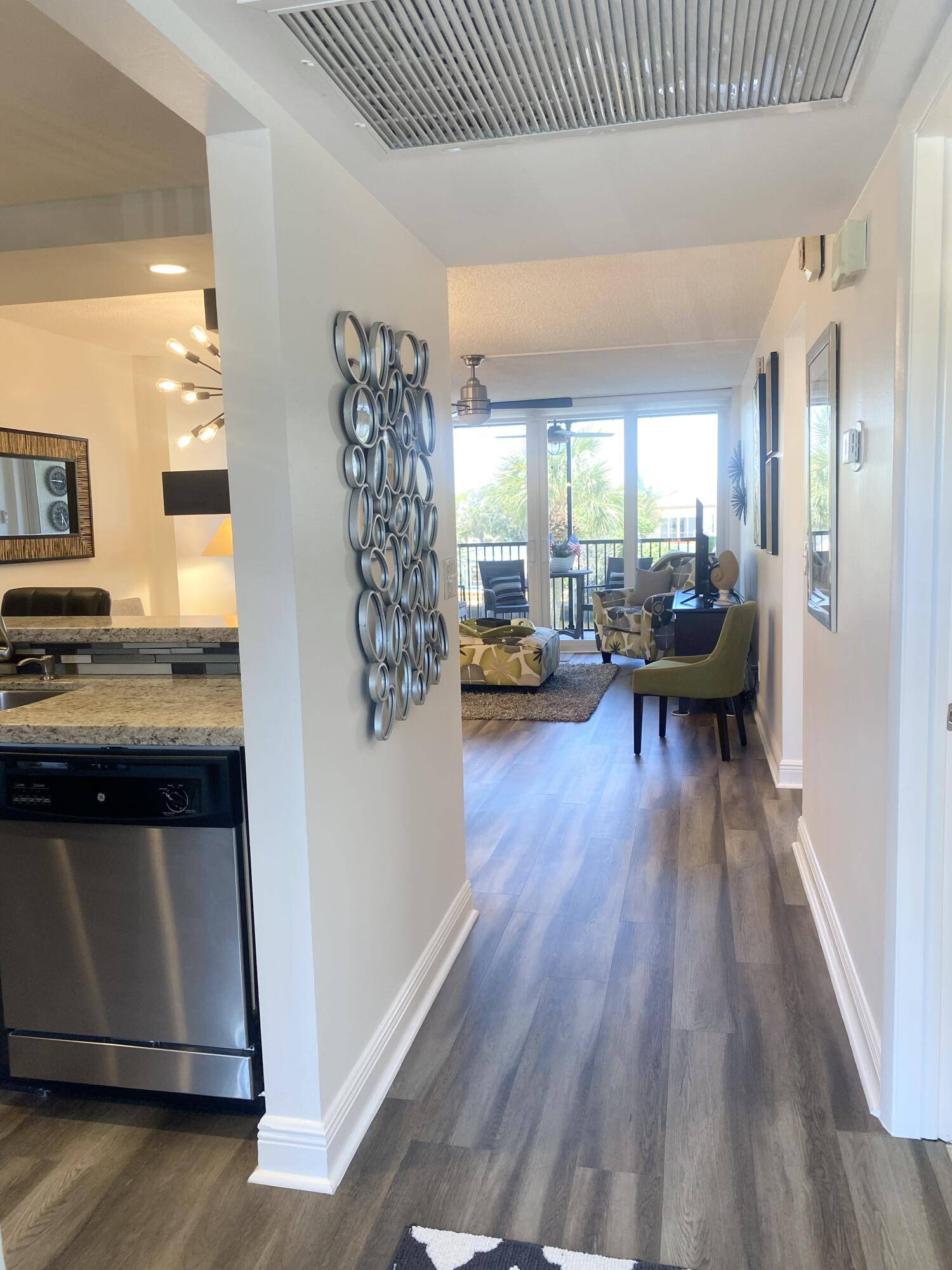 Boca Raton, FL 33432,18 Royal Palm WAY 306