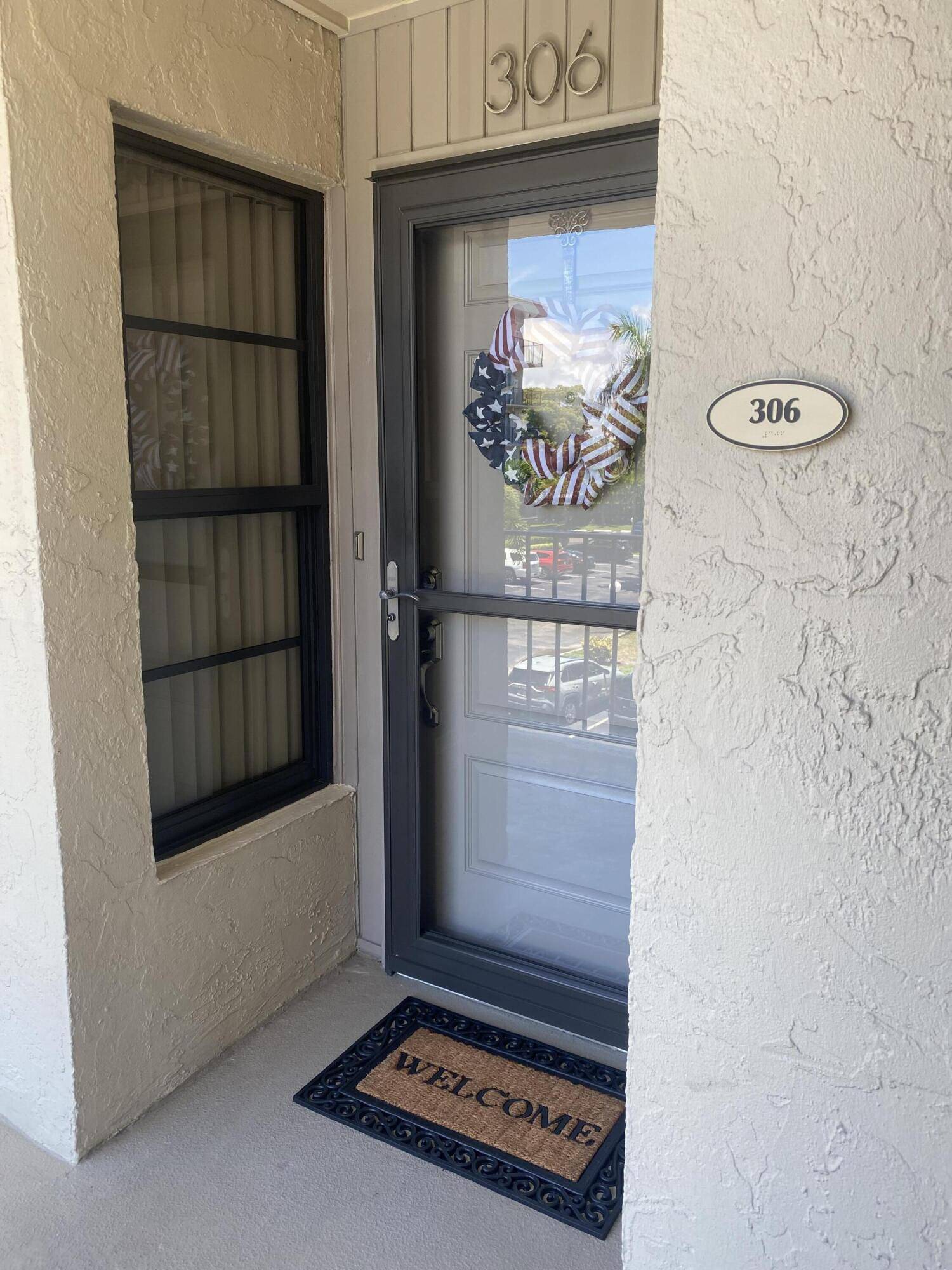 Boca Raton, FL 33432,18 Royal Palm WAY 306