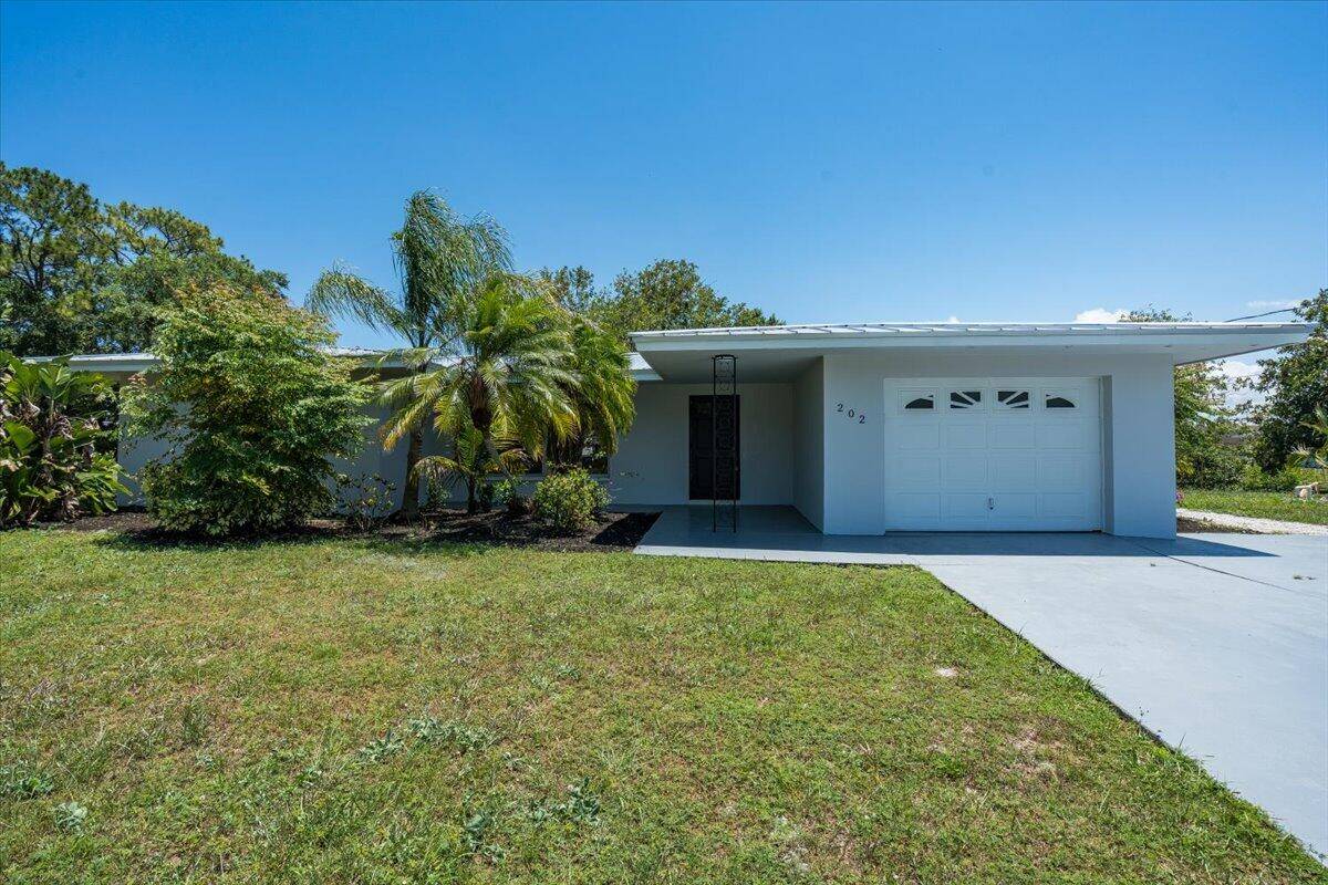 Port Saint Lucie, FL 34952,202 Bay ST