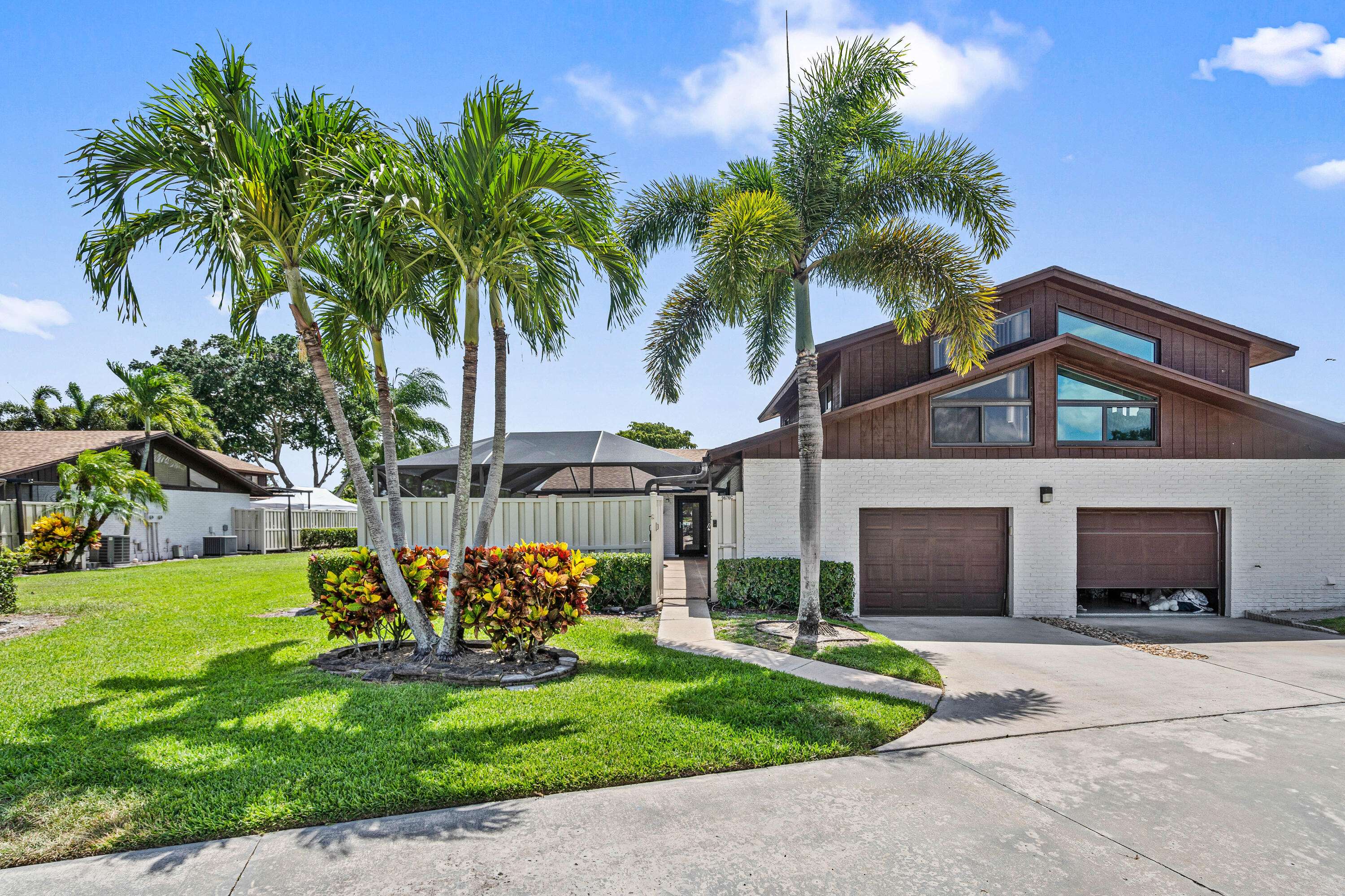 Boca Raton, FL 33496,9676 Boca Gardens Pkwy C