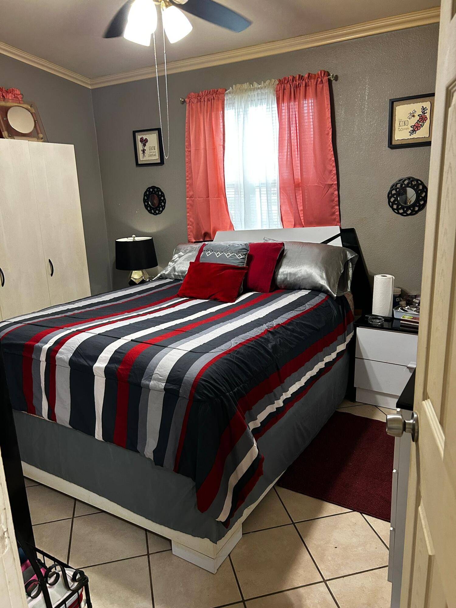 West Park, FL 33023,4411 SW 39th ST