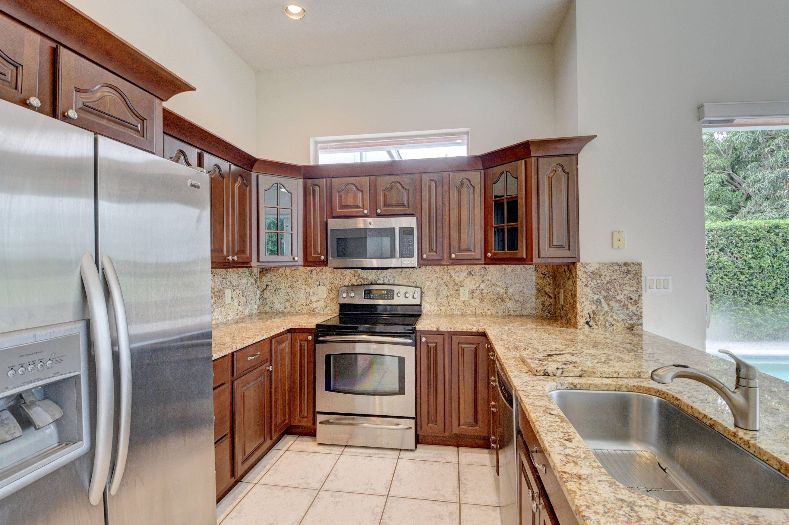 Boca Raton, FL 33433,8291 Hampton Wood DR