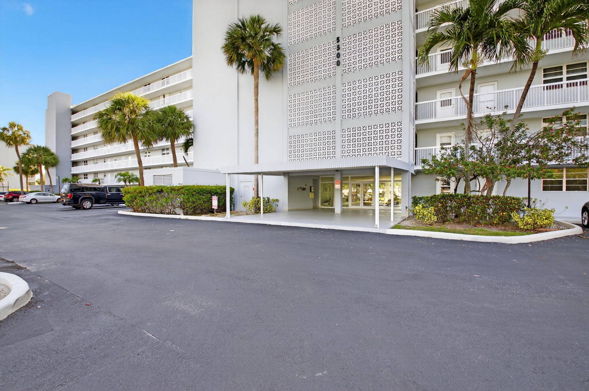 Boca Raton, FL 33487,5500 NW 2nd Avenue 718