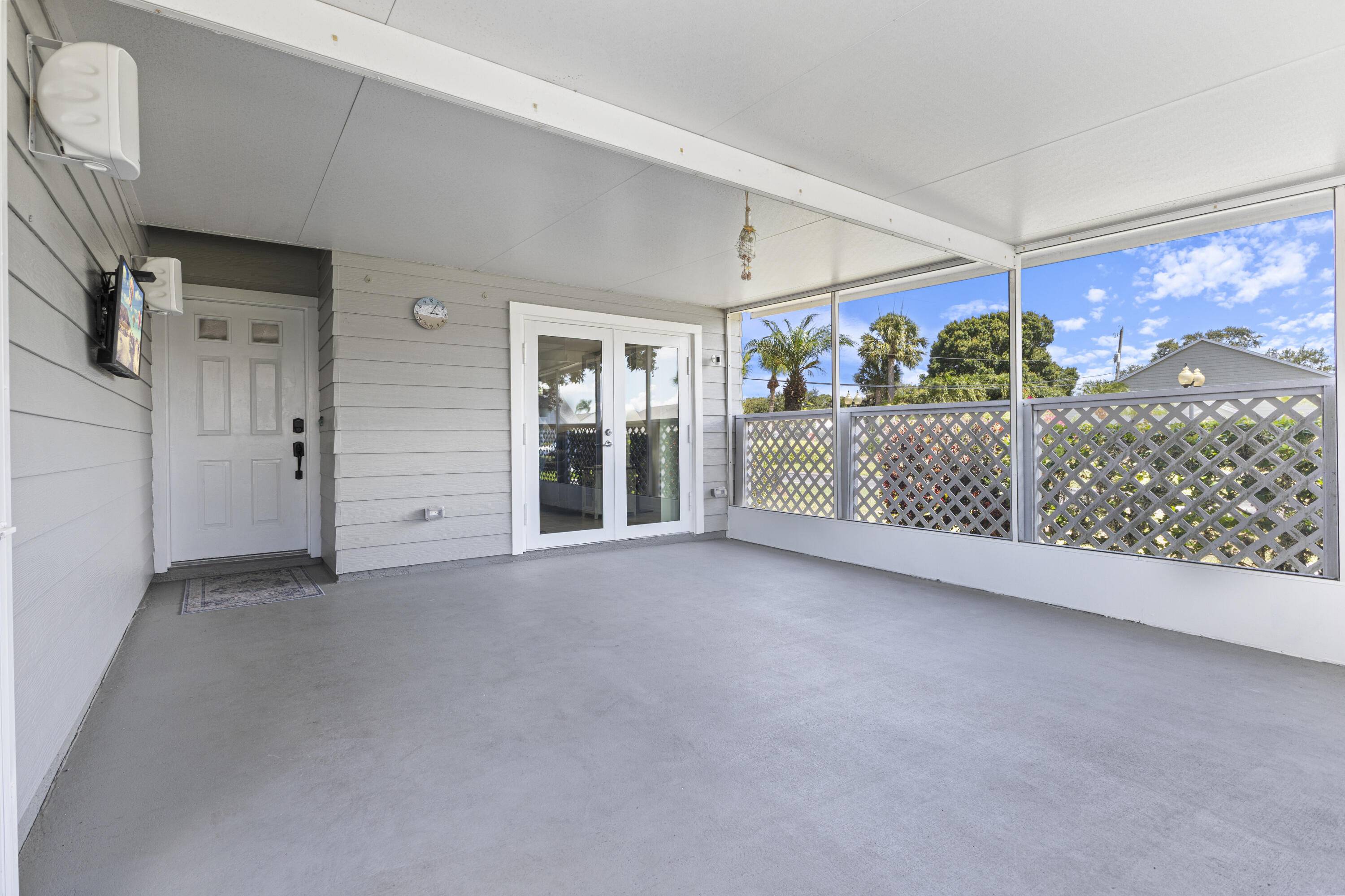 Port Saint Lucie, FL 34952,2744 SE Tropical East CIR