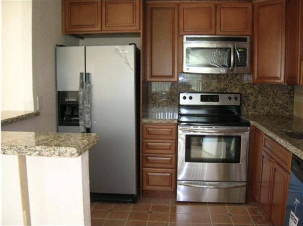 Delray Beach, FL 33446,166 Valencia G