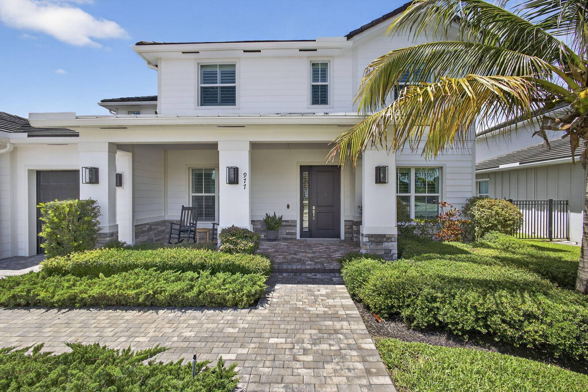 Loxahatchee, FL 33470,977 Hookline CIR