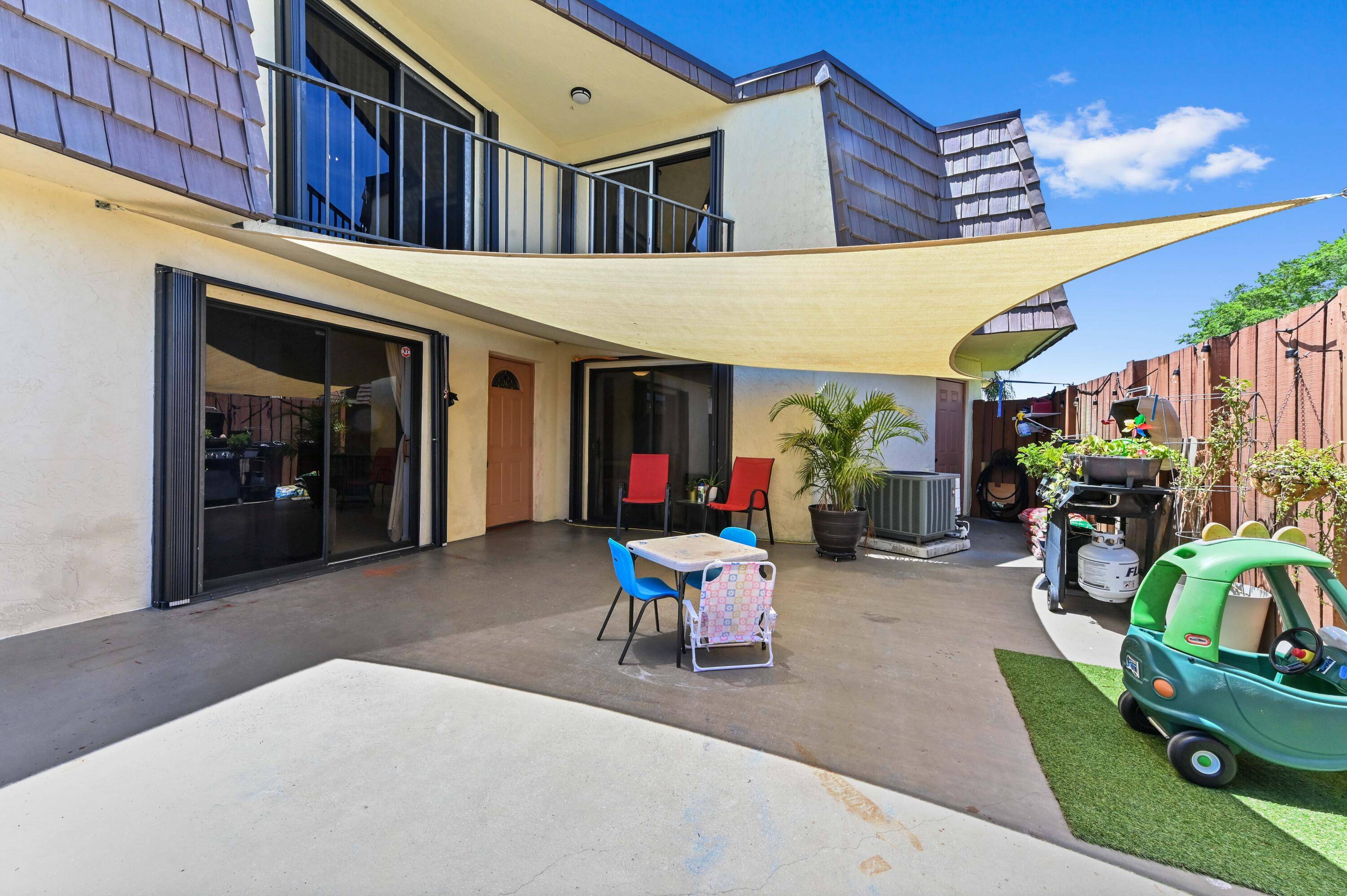 Palm Springs, FL 33461,111 Springdale CIR