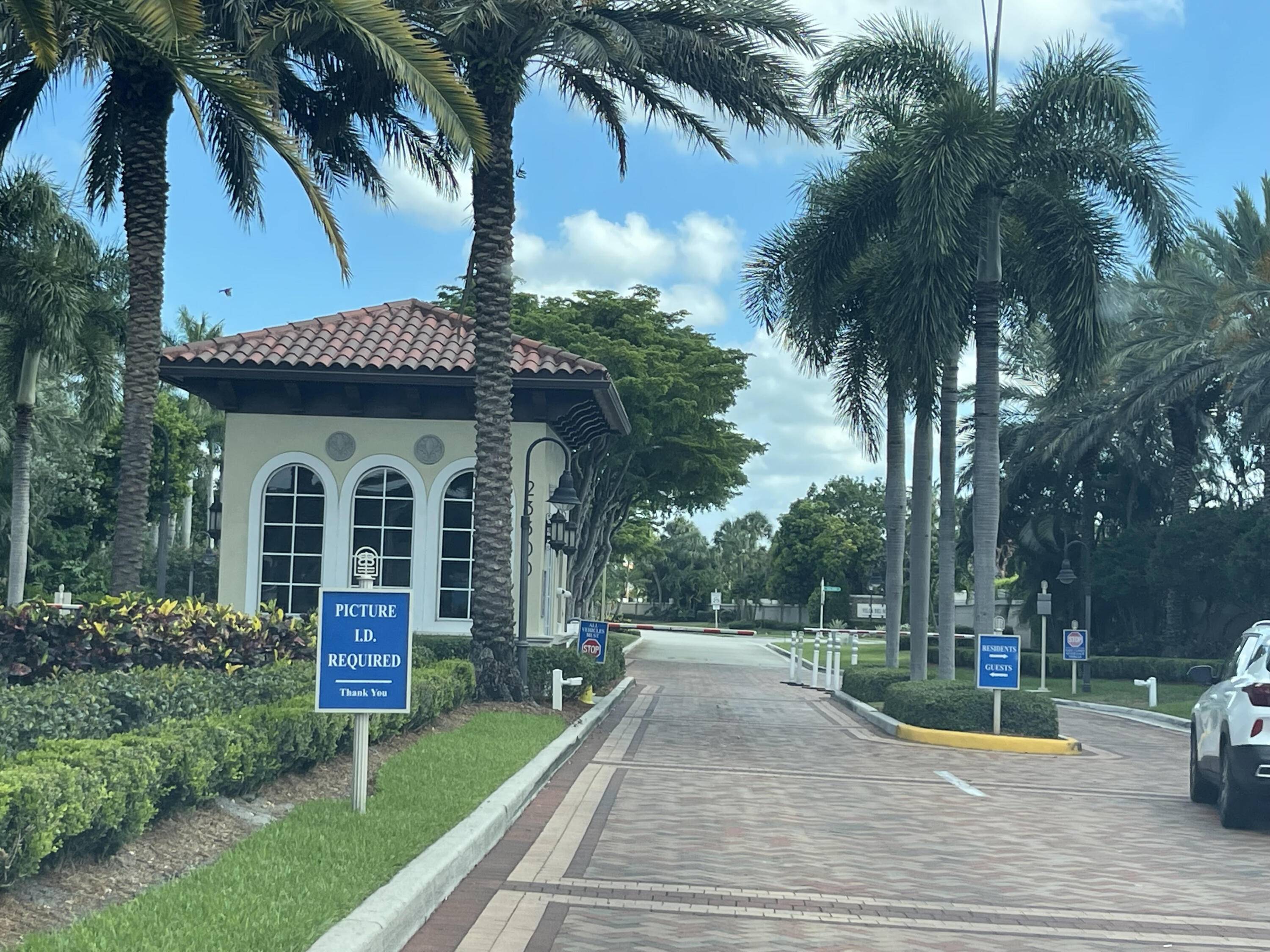 Boca Raton, FL 33433,6508 Via Regina 4