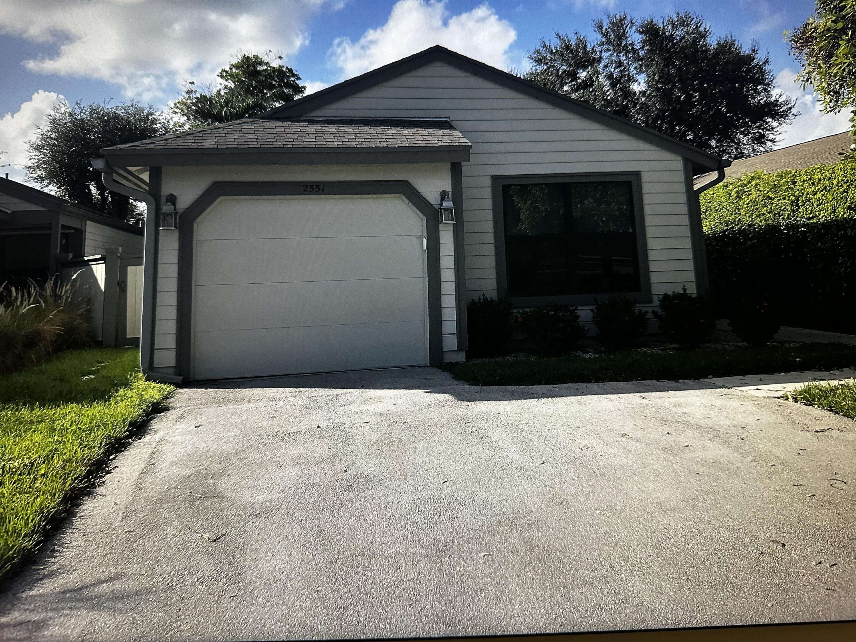 Wellington, FL 33414,2551 Bedford Mews DR