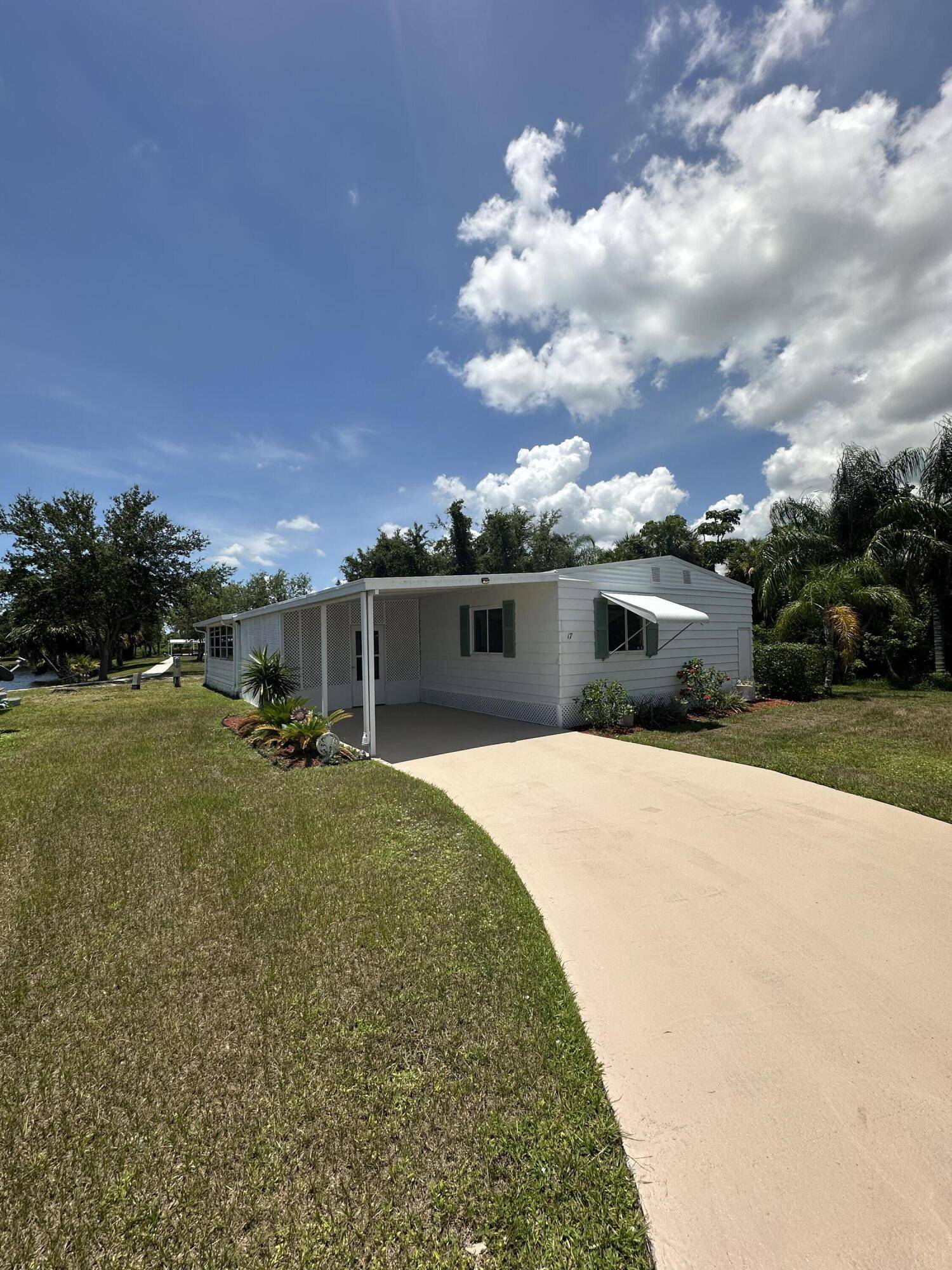 Port Saint Lucie, FL 34952,17 Santa Maria CT