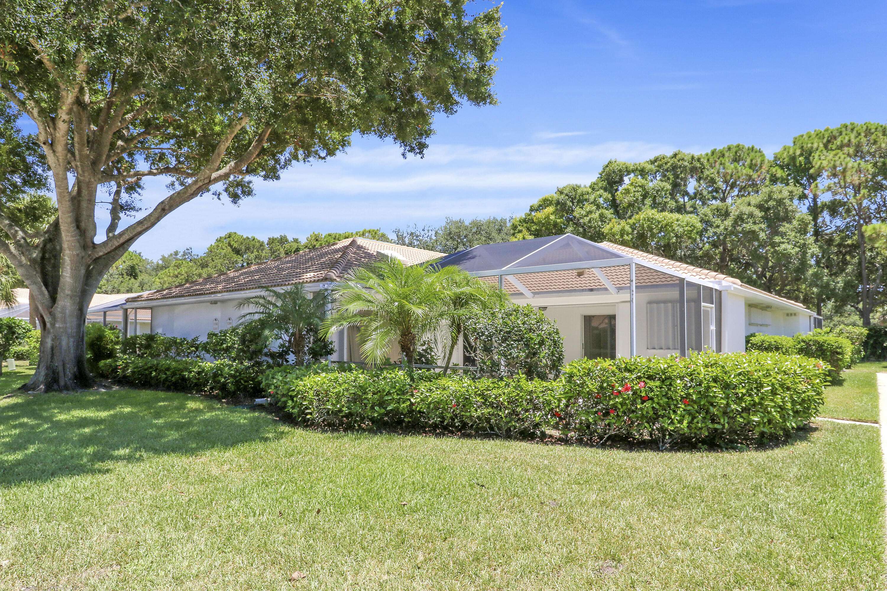 Palm Beach Gardens, FL 33410,11301 Myrtle Oak CT
