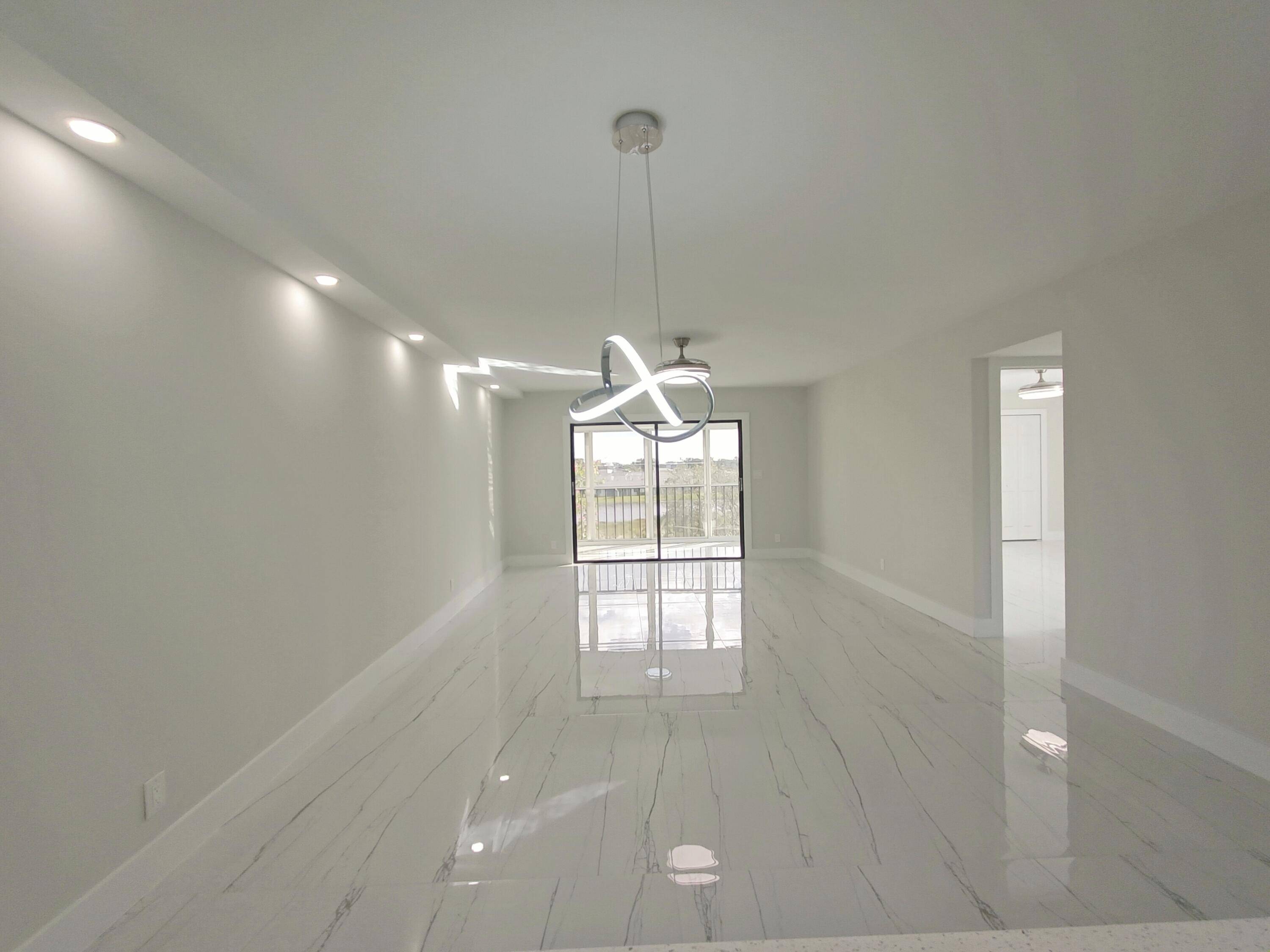Delray Beach, FL 33446,7240 Huntington LN 408