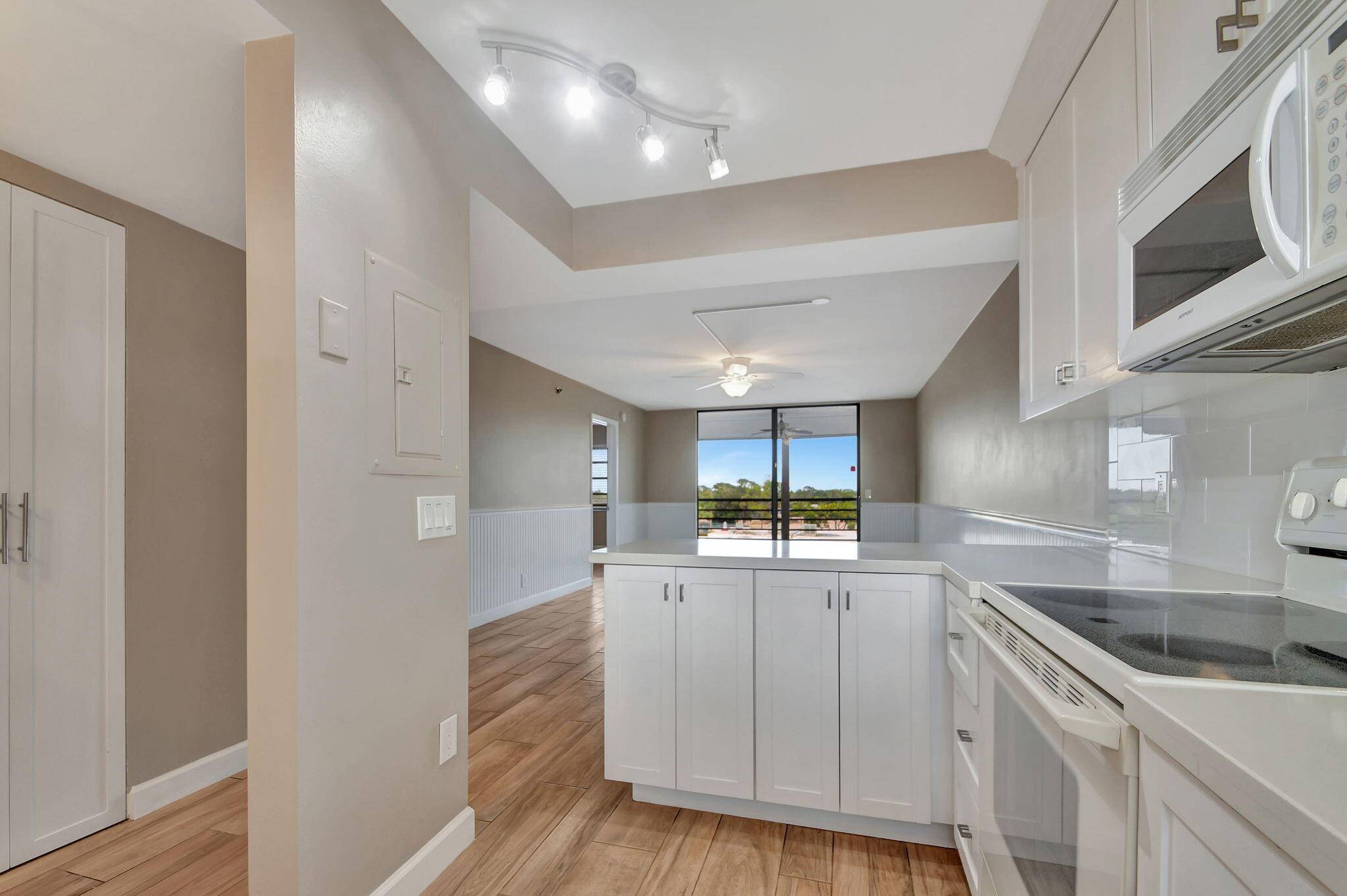 Lake Worth, FL 33467,4640 W Lucerne Lakes BLVD 502