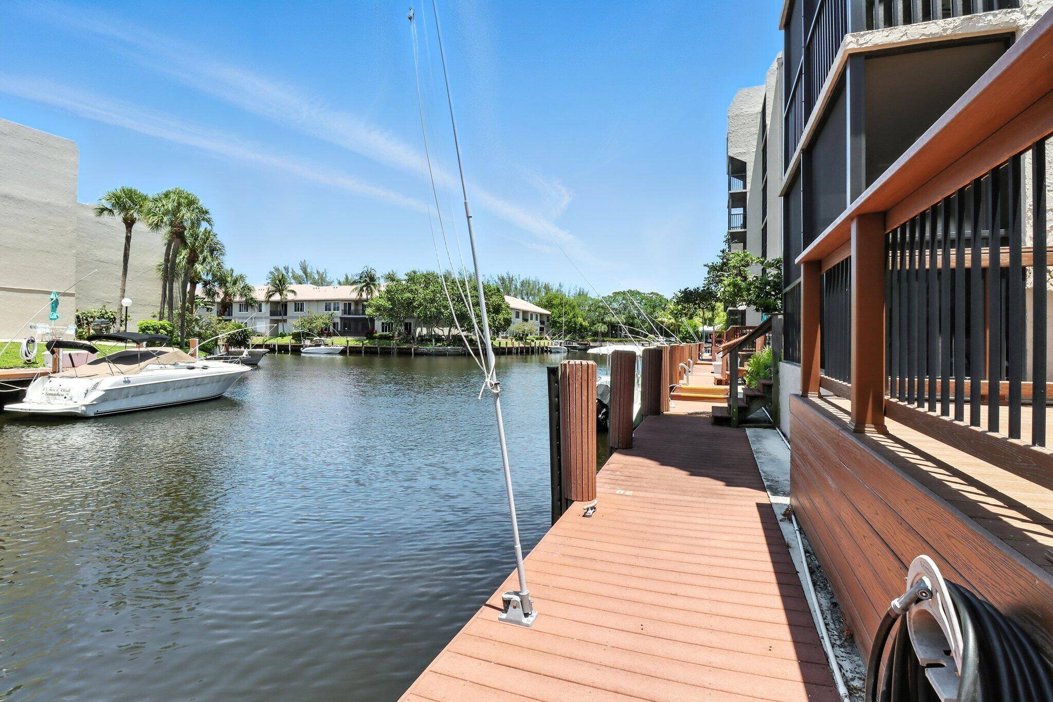 Boca Raton, FL 33432,6 Royal Palm 105 WAY 105