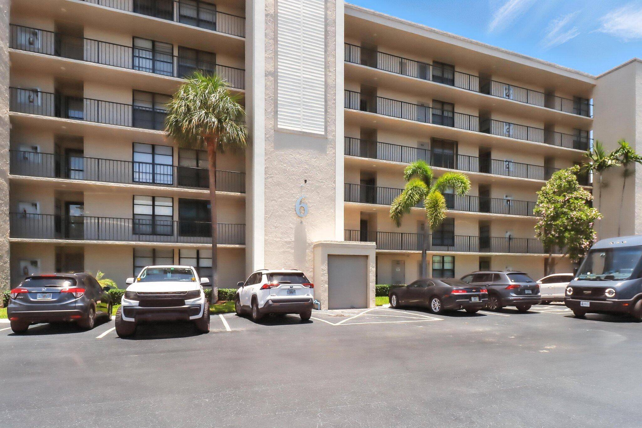 Boca Raton, FL 33432,6 Royal Palm 105 WAY 105
