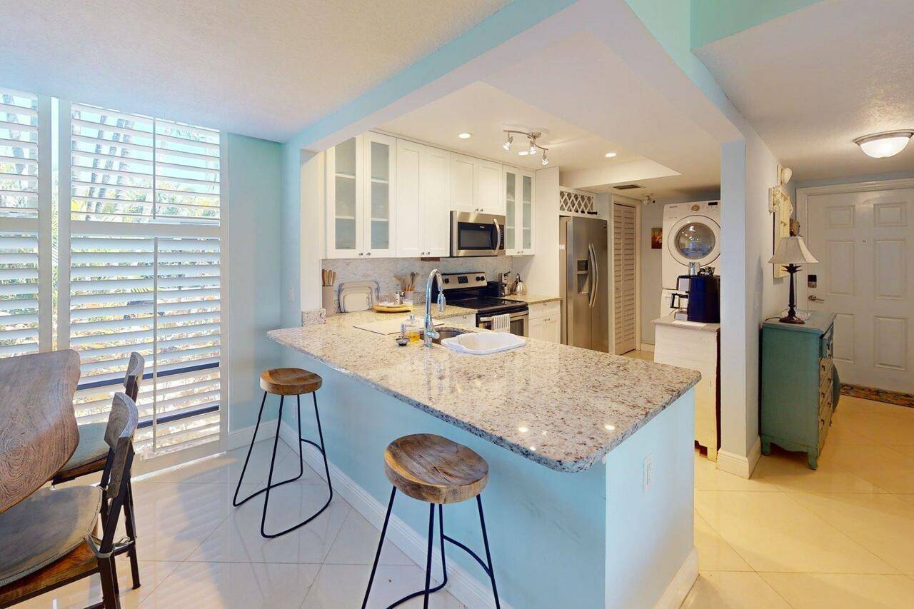 Jensen Beach, FL 34957,3492 NE Causeway BLVD 104