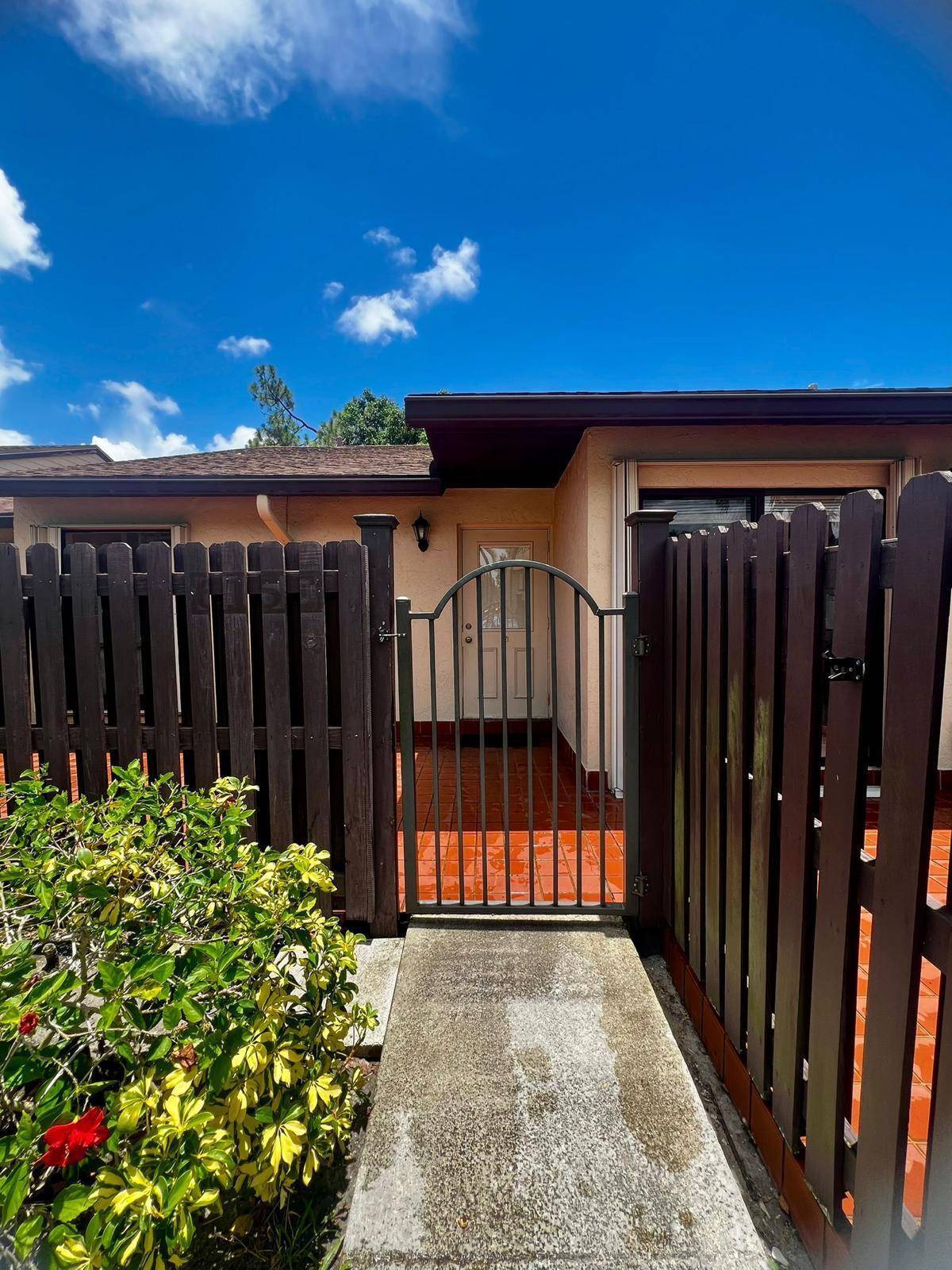 Greenacres, FL 33415,615 Sea Pine WAY E