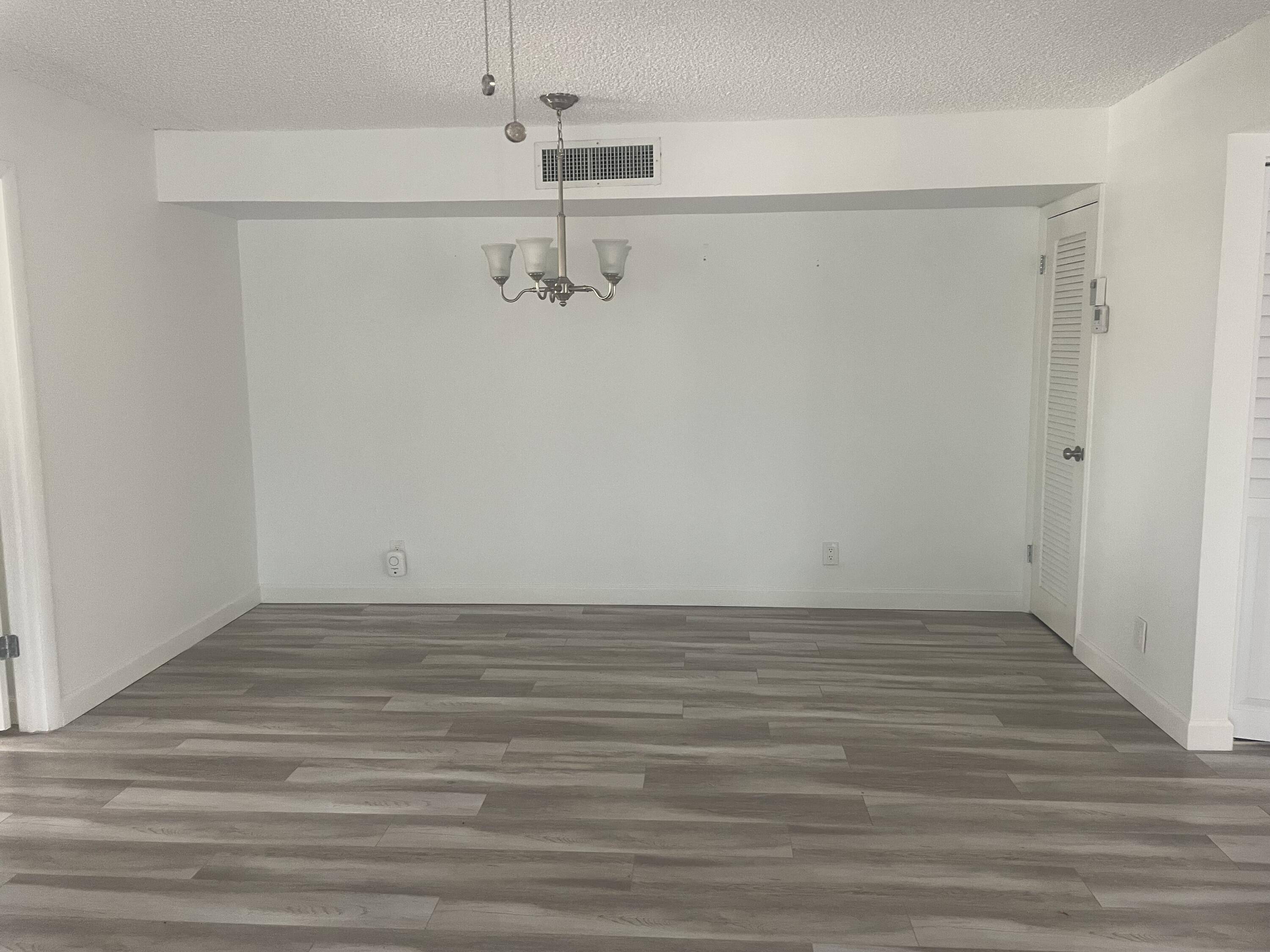 Delray Beach, FL 33484,279 Capri F