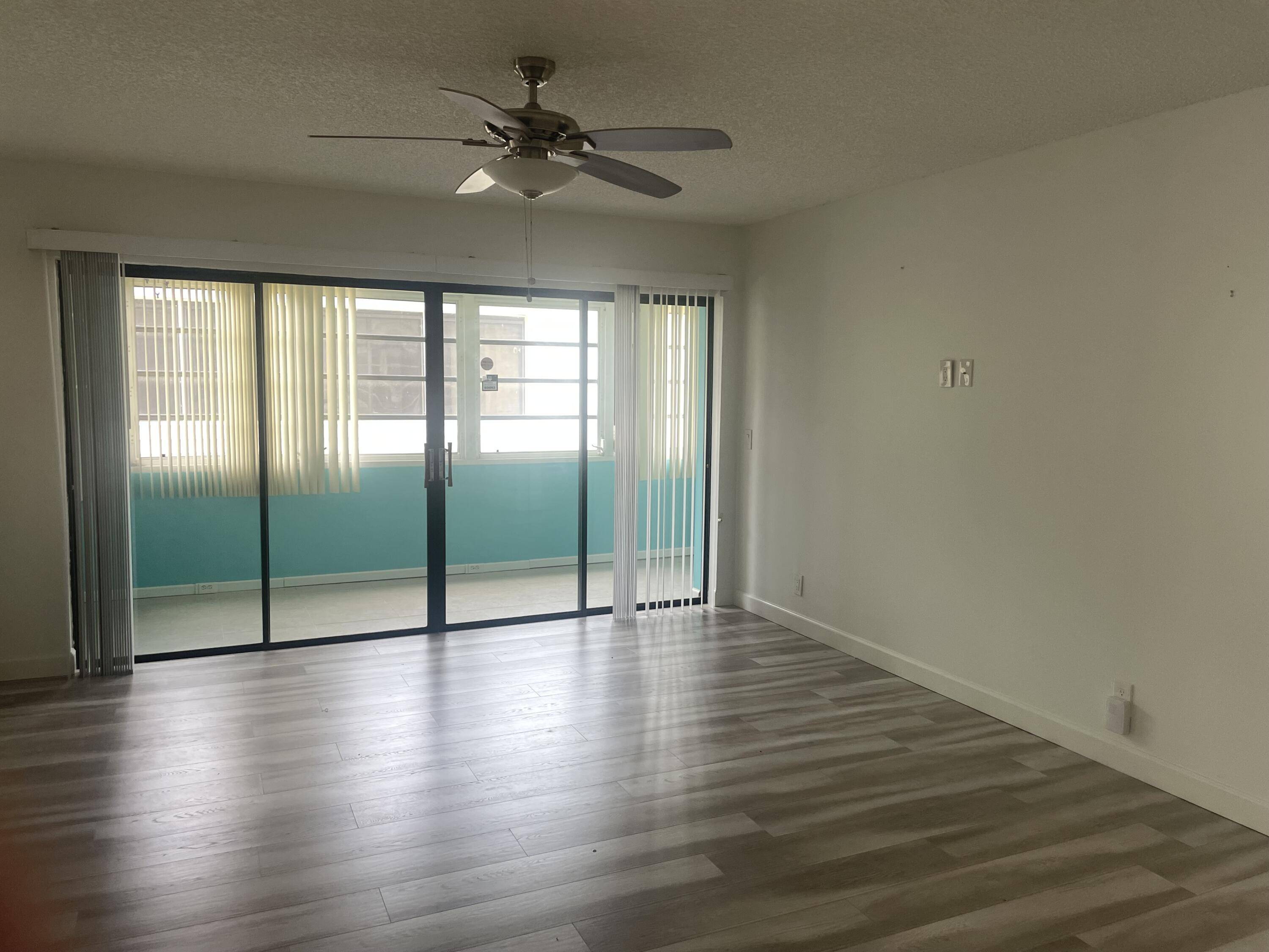 Delray Beach, FL 33484,279 Capri F