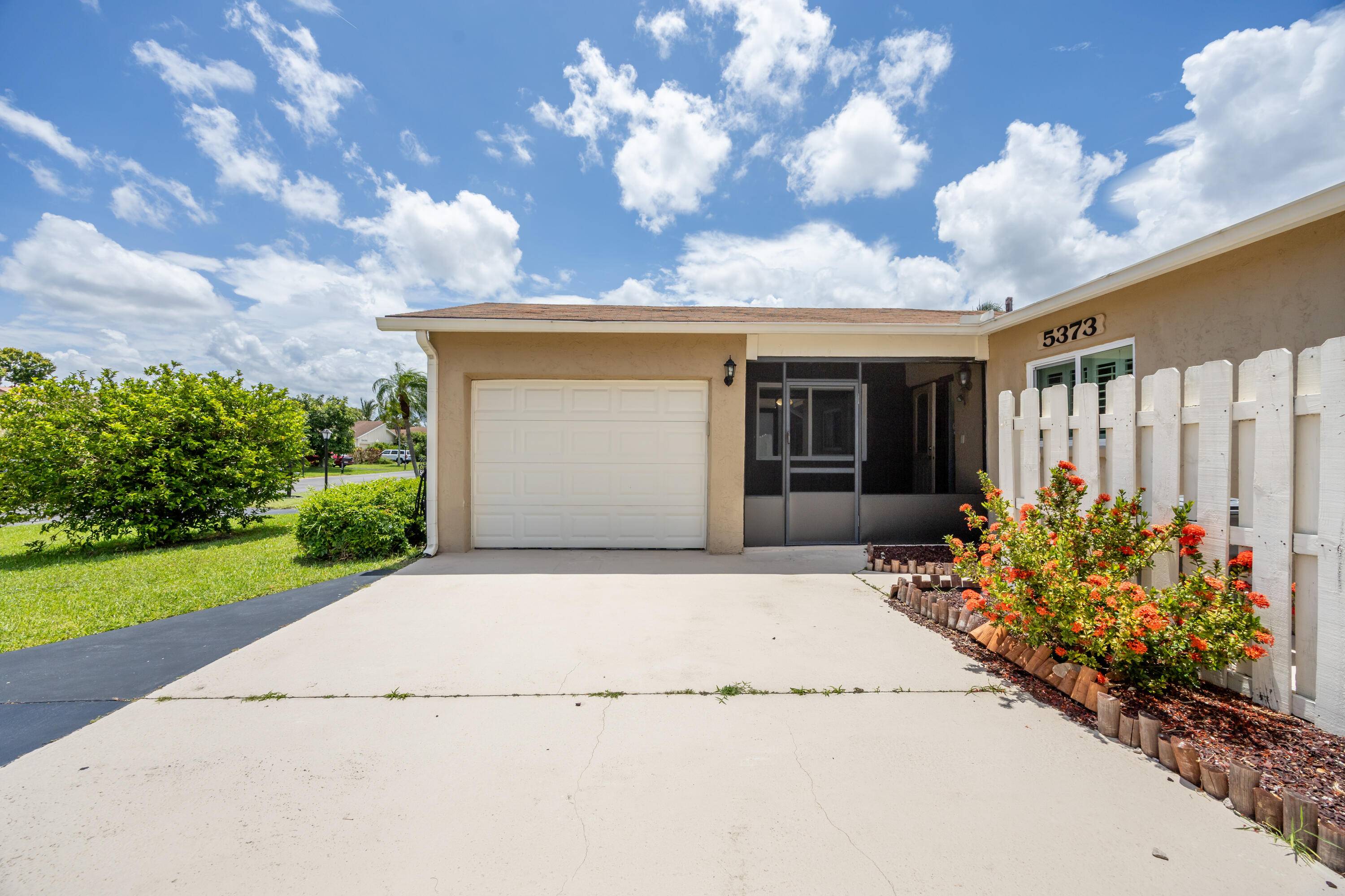 Boynton Beach, FL 33472,5373 Mirror Lakes BLVD